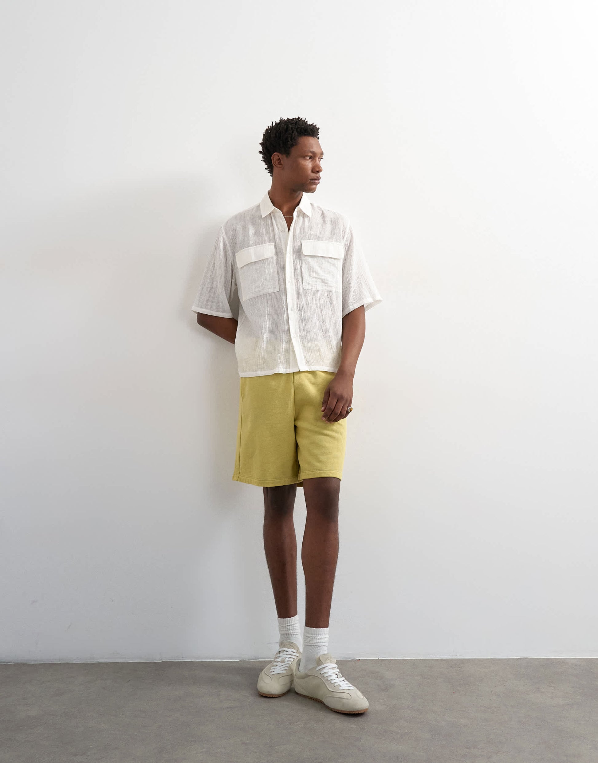 Topman relaxed fit bermuda jogger short in washed yellow