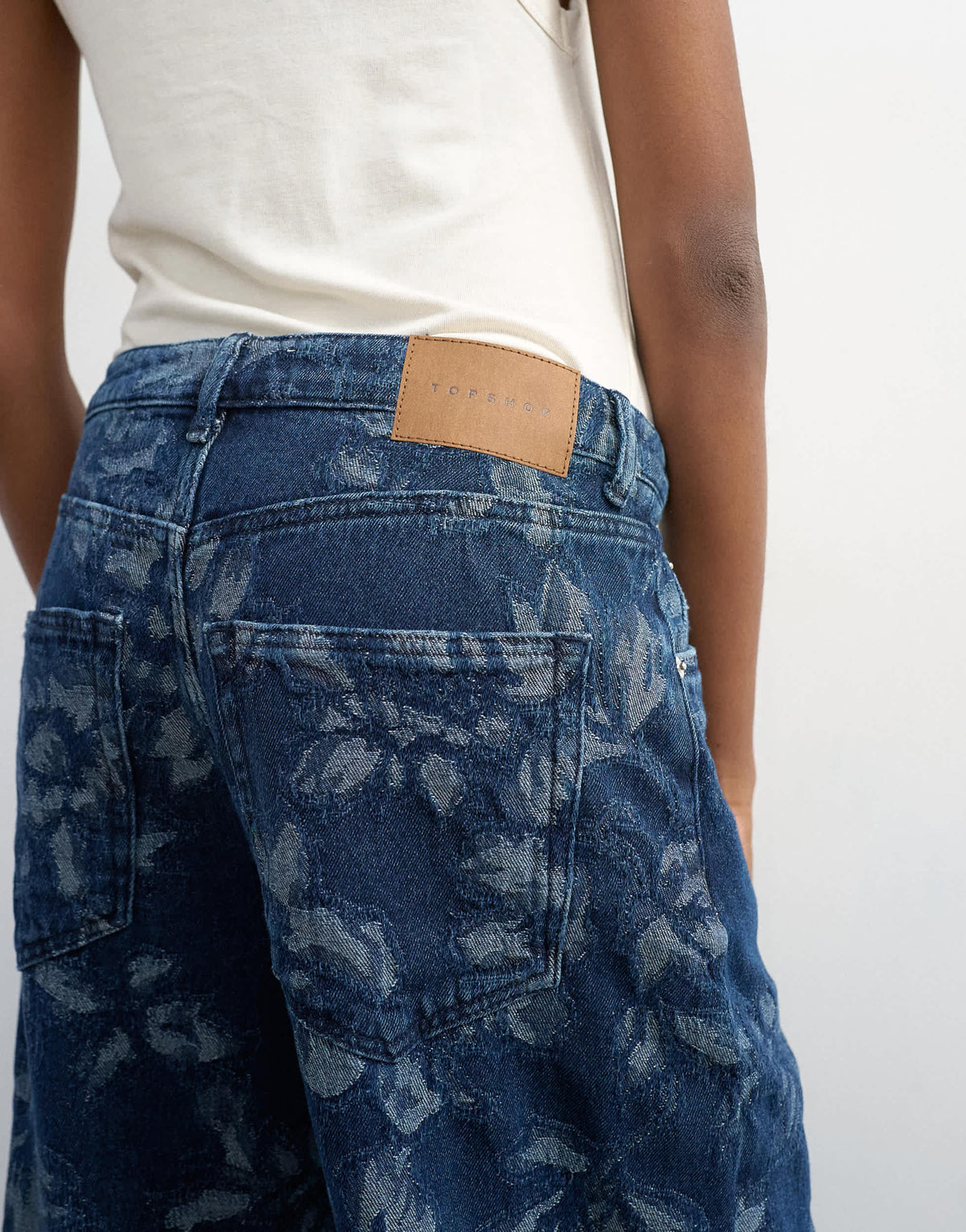 Topshop Barrel mid rise jean in jacquard floral