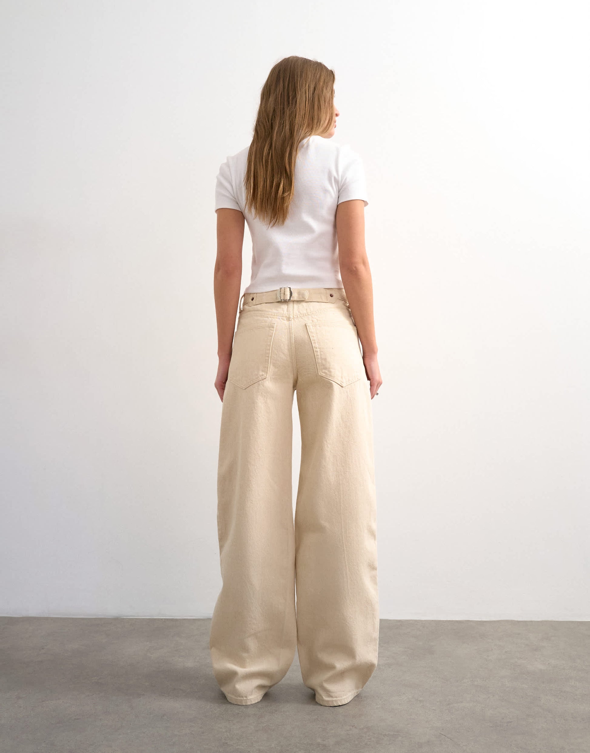 Topshop Cinch low rise relaxed jean in natural