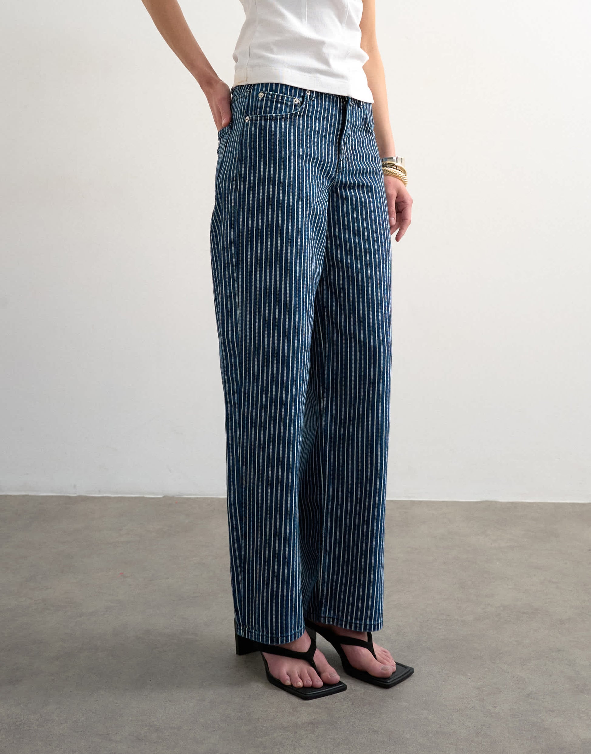 Topshop Cinch low rise relaxed jean in blue stripe