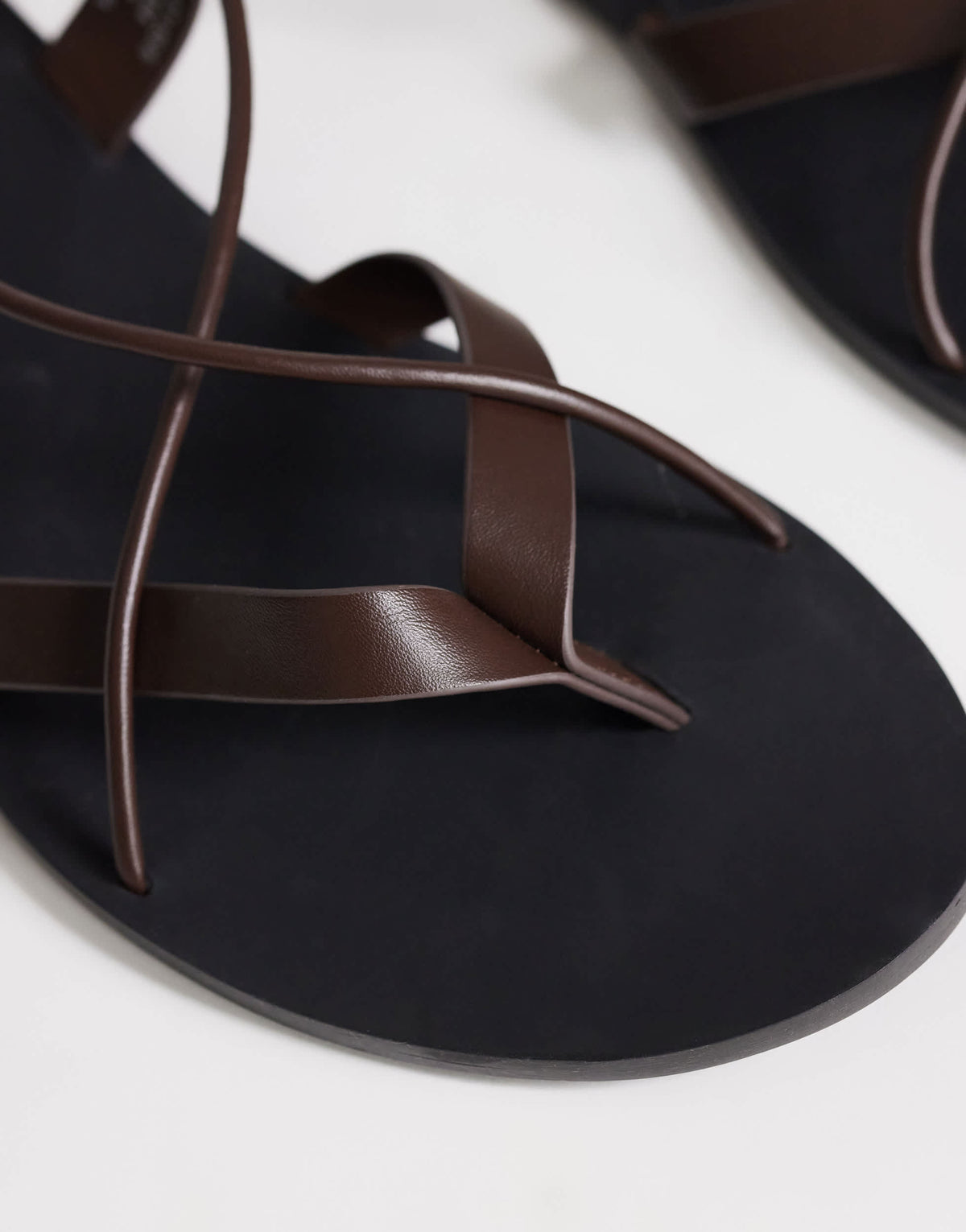 Topshop Maisie strappy flat sandal in chocolate