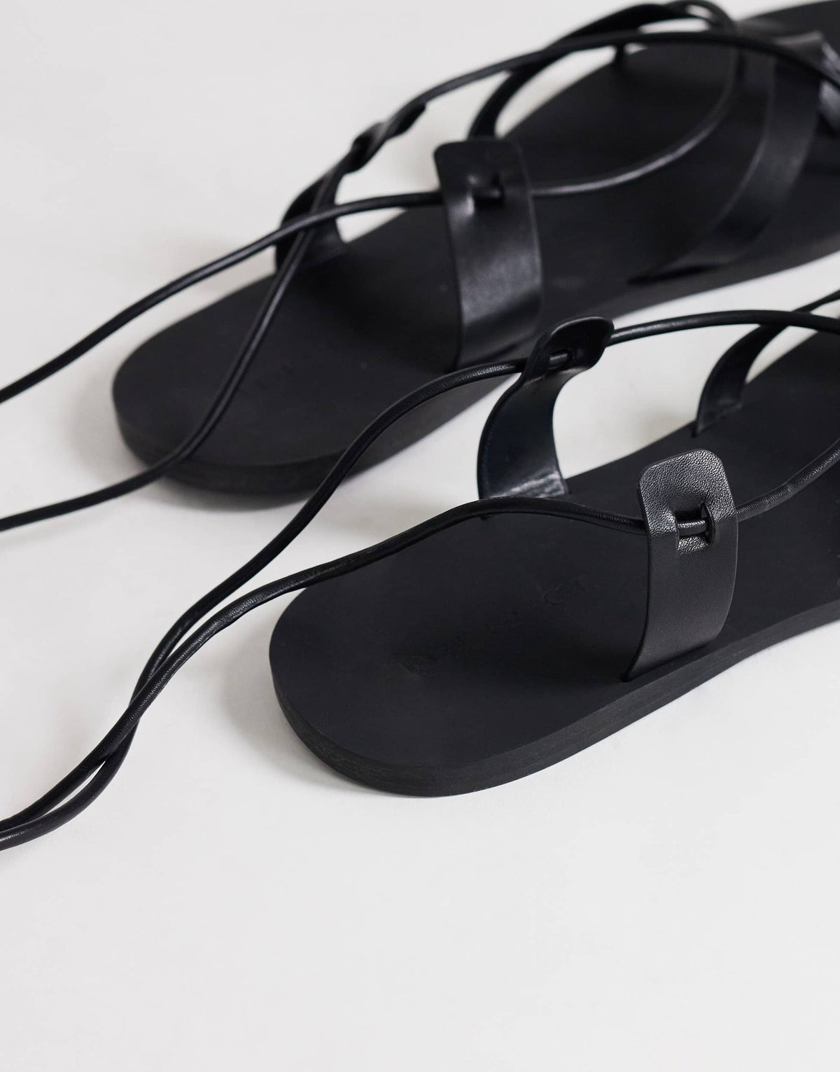 Topshop Maisie strappy flat sandal in black