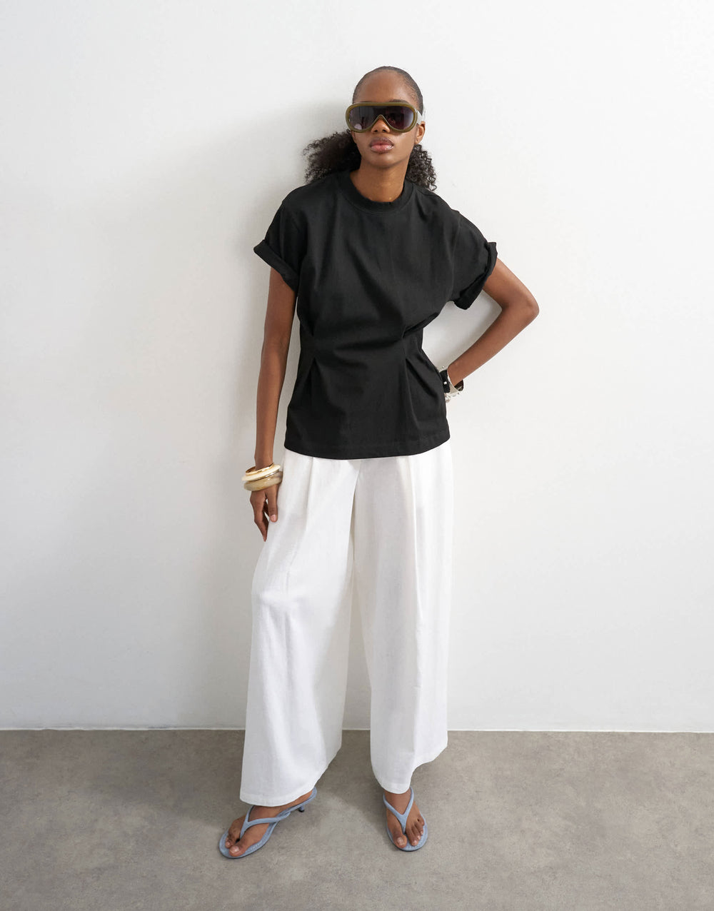 Topshop Roll-Sleeve-Cinch-T-Shirt in Schwarz