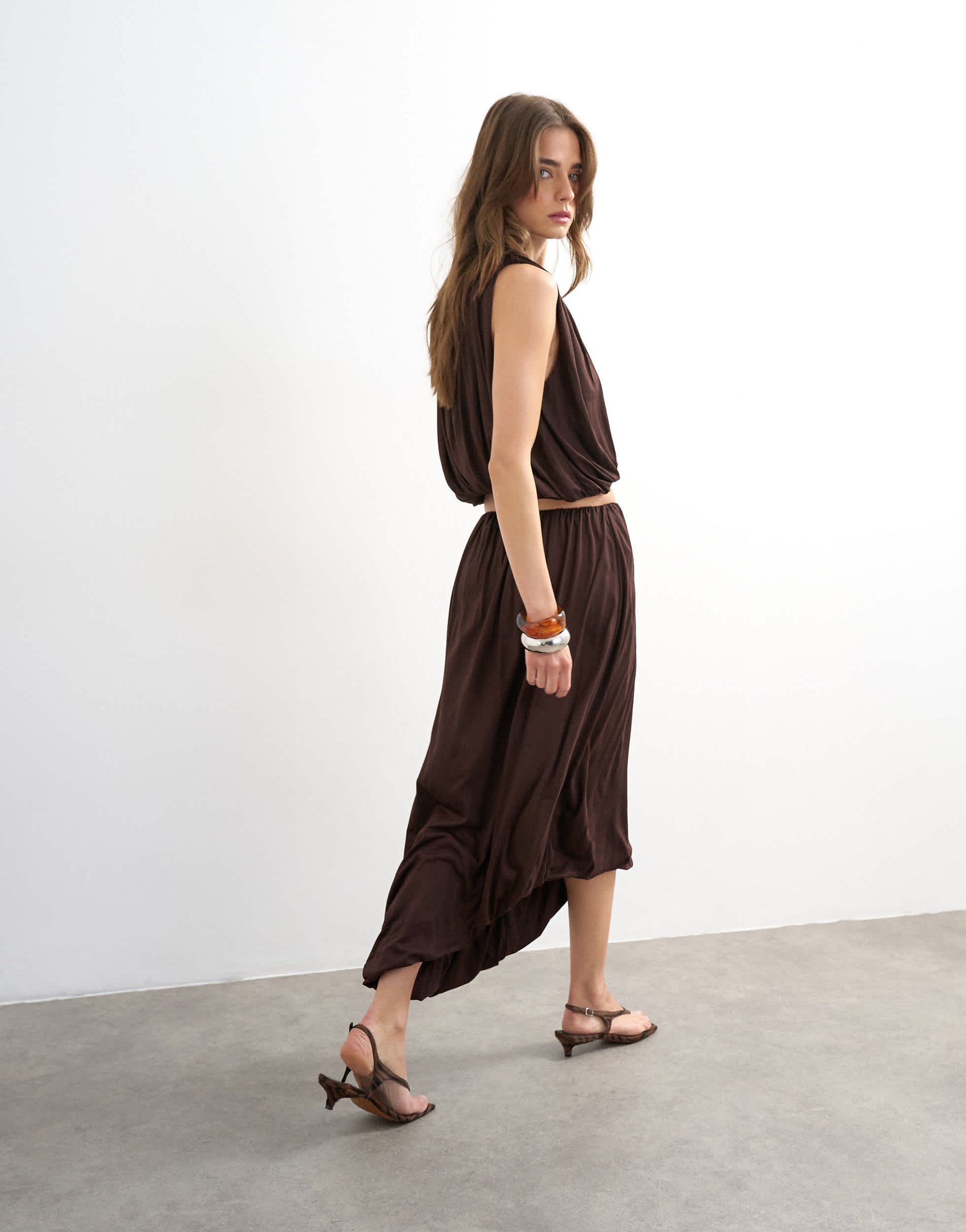 Topshop bubble drape skirt in chocolate