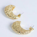 Topshop Camille strukturierte Ohrstecker in Goldton