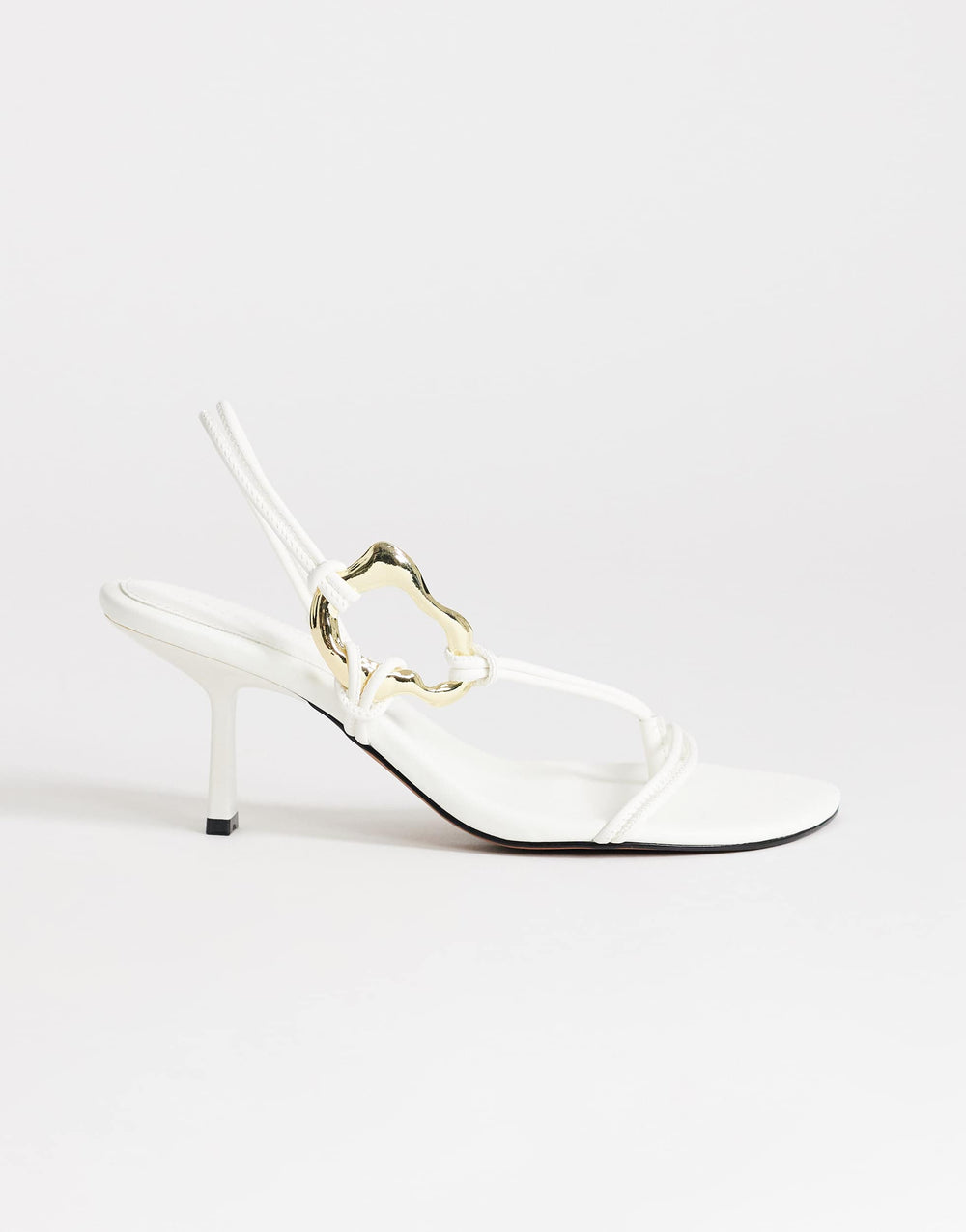Sandales à talons moyens et lanières Topshop Nova avec détails métalliques, en blanc