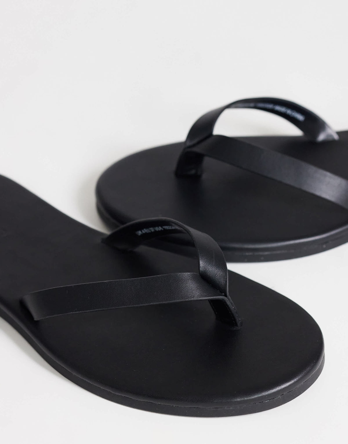 Topshop Sky real leather toe thong sandal in black