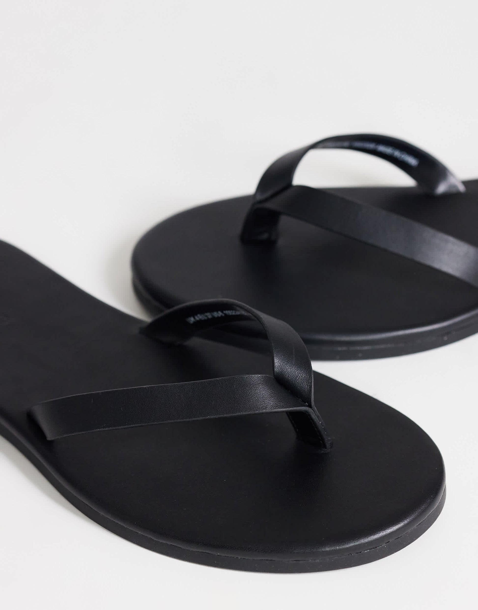 Topshop Sky real leather toe thong sandal in black