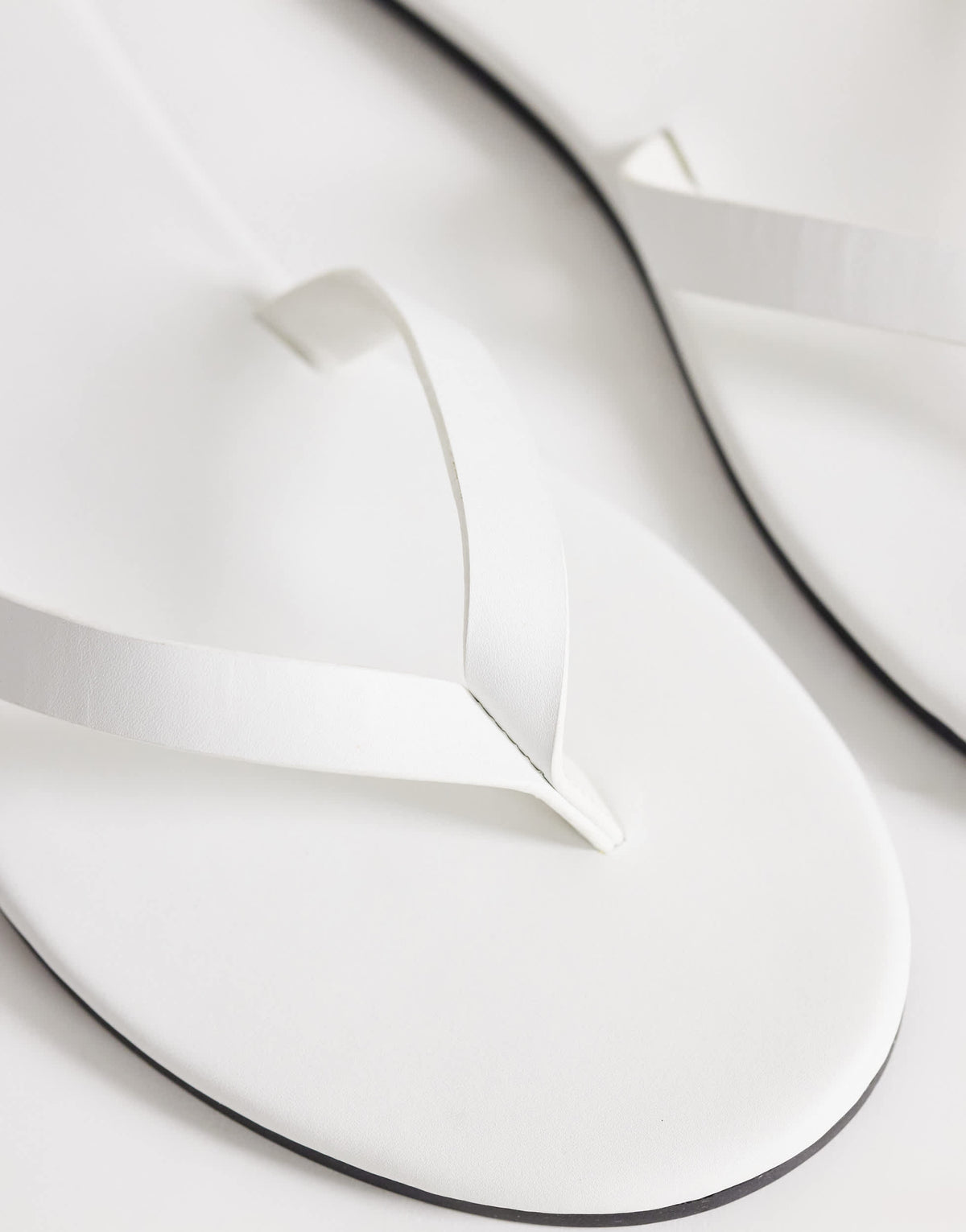 Topshop Sky real leather toe thong sandal in white