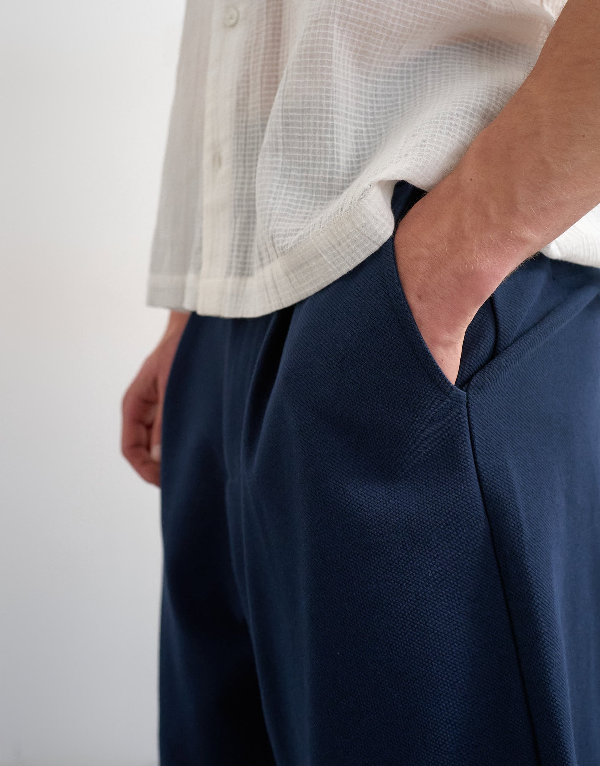 Topman wide leg short with pleats in navy