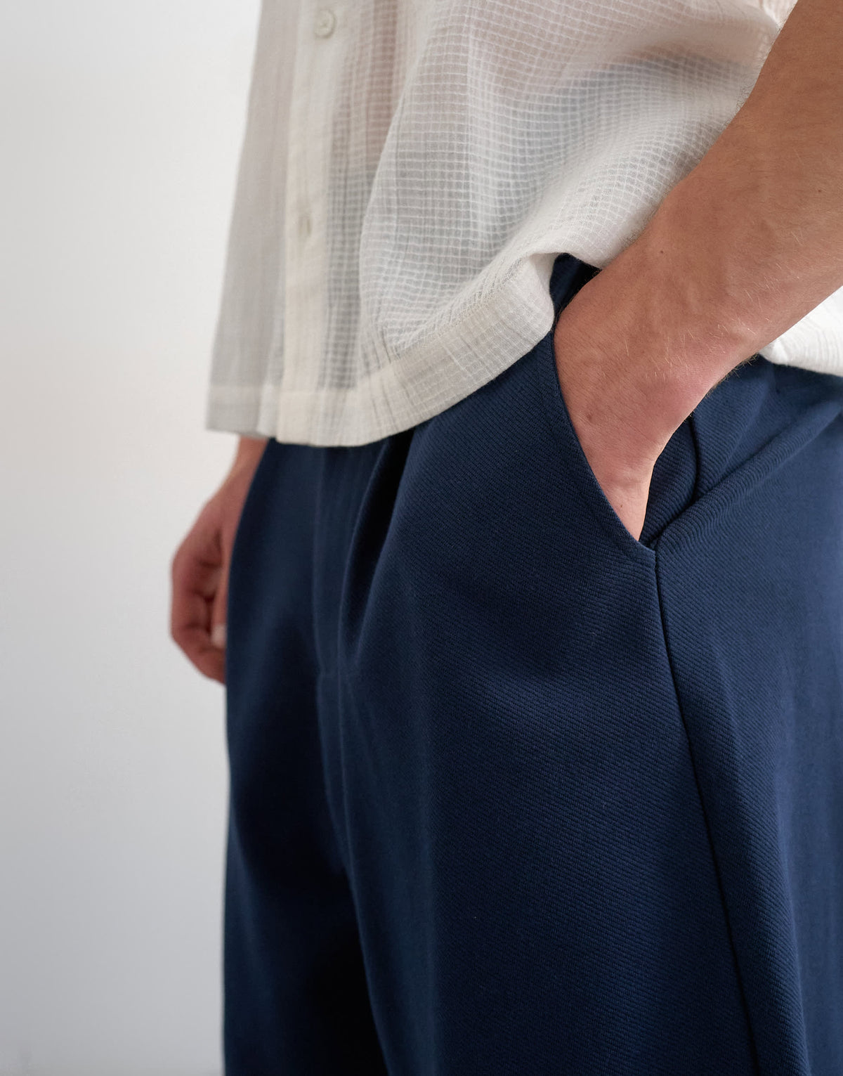Topman wide leg short with pleats in navy