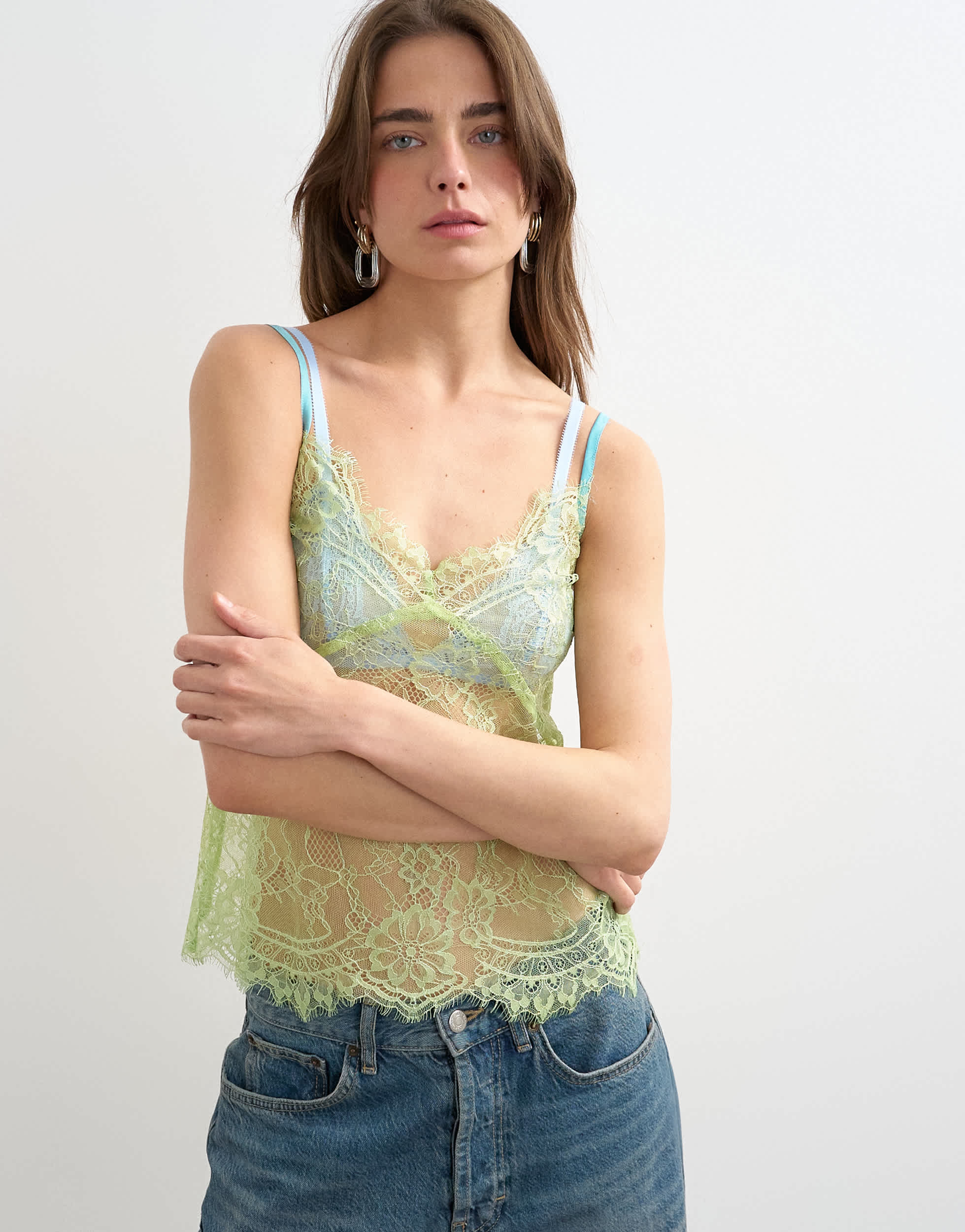 Topshop Spitzen-Cami-Top in Limettengrün mit blauen Abschlüssen