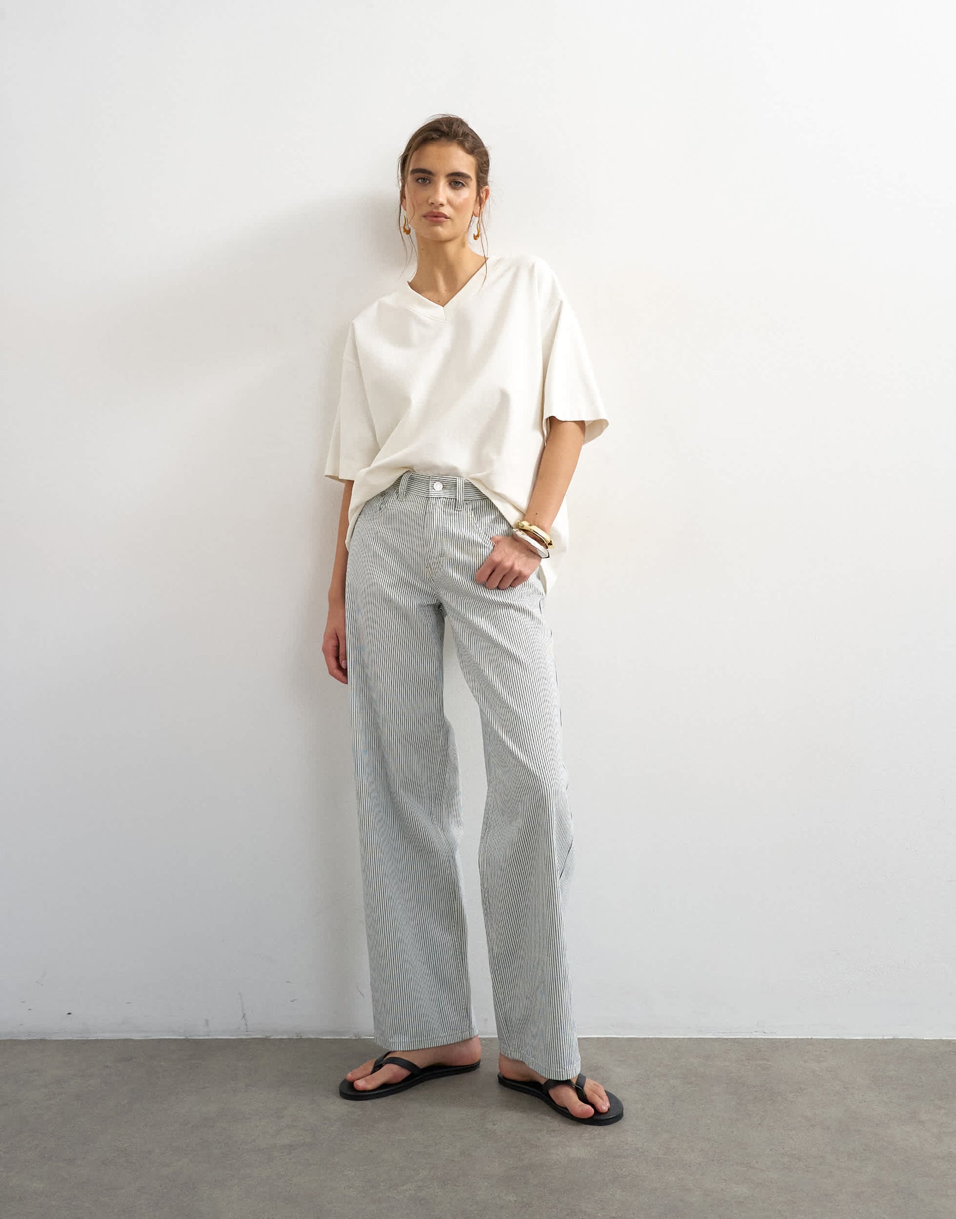 Topshop Cinch low rise relaxed jean in blue and white stripe