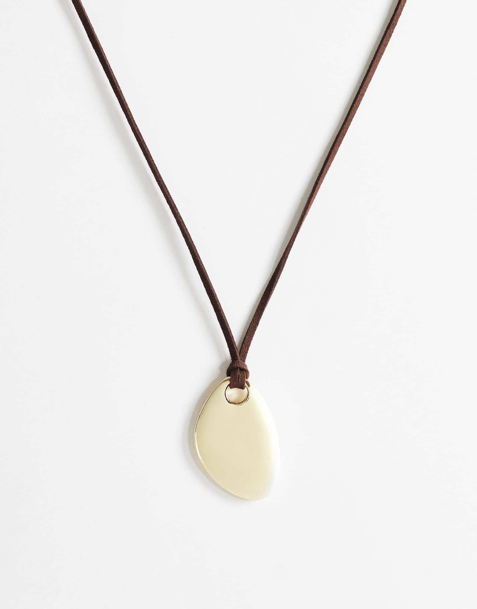 Topshop Leila – Collier en velours côtelé avec pendentif doré et marron