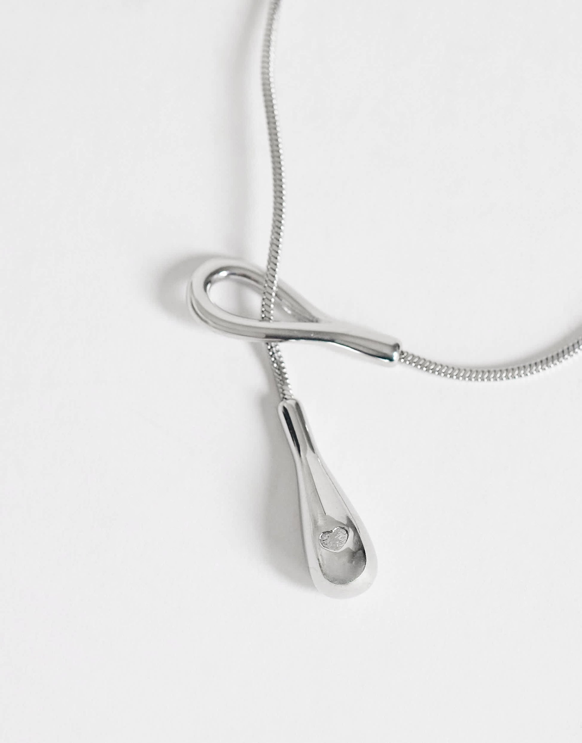 Topshop Lucas waterproof teardrop lariat necklace in stainless silver
