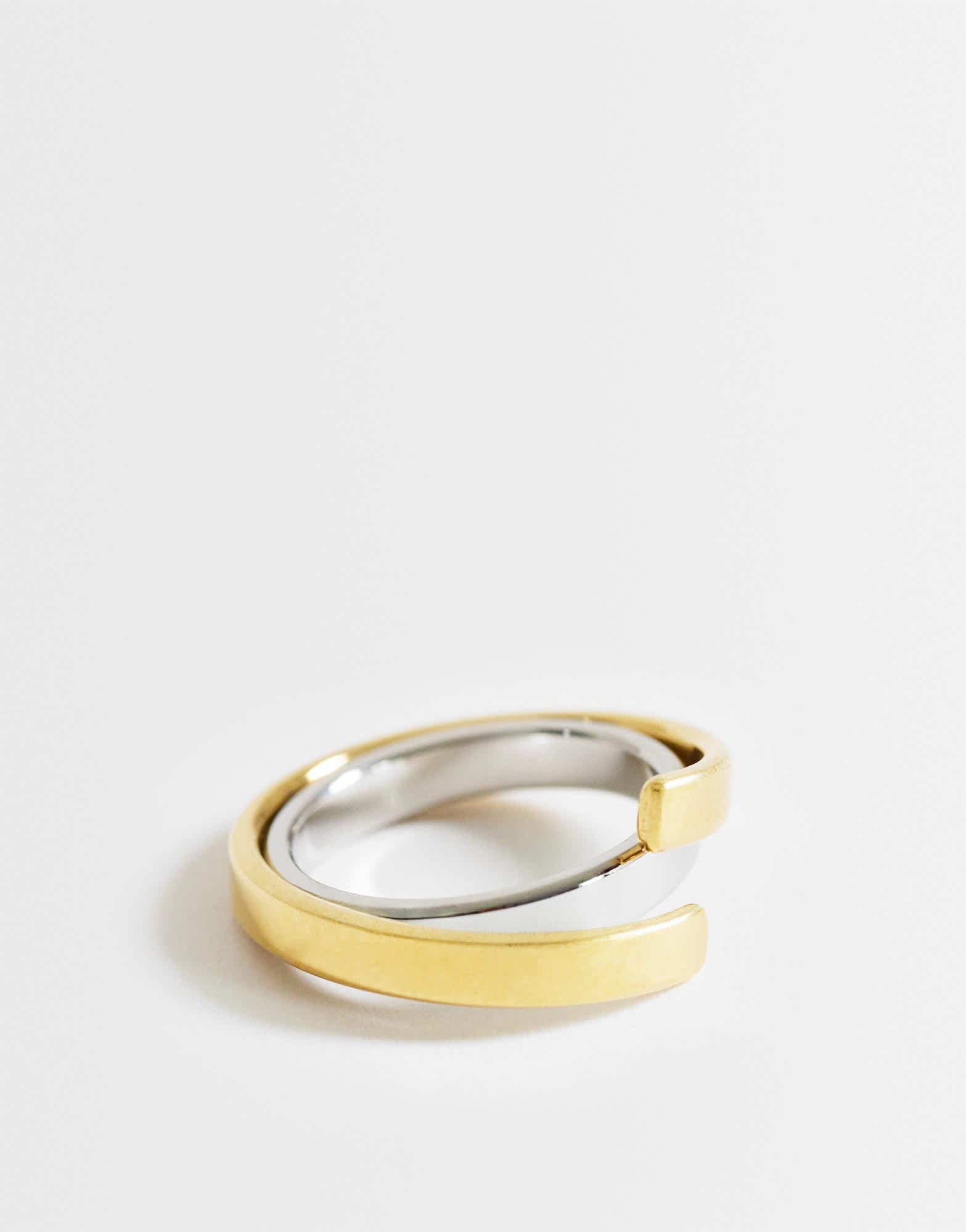 Topshop Ruth waterproof overlapping ring in stainless gold