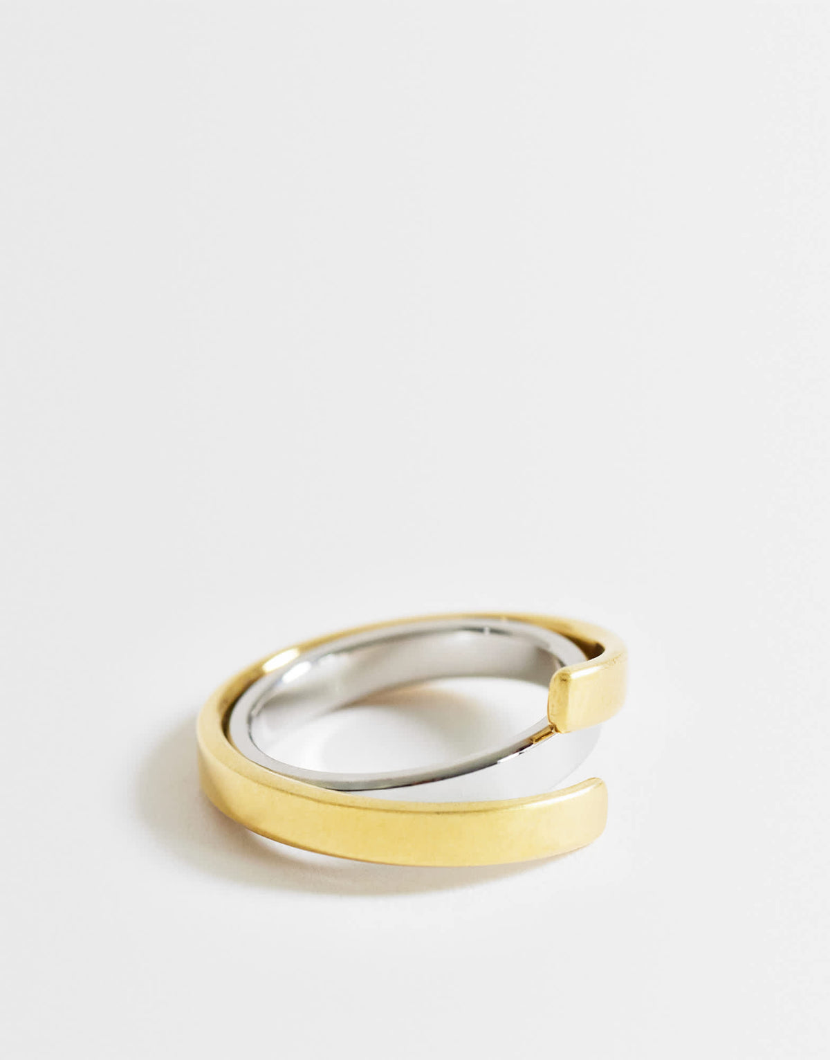 Topshop Ruth waterproof overlapping ring in stainless gold