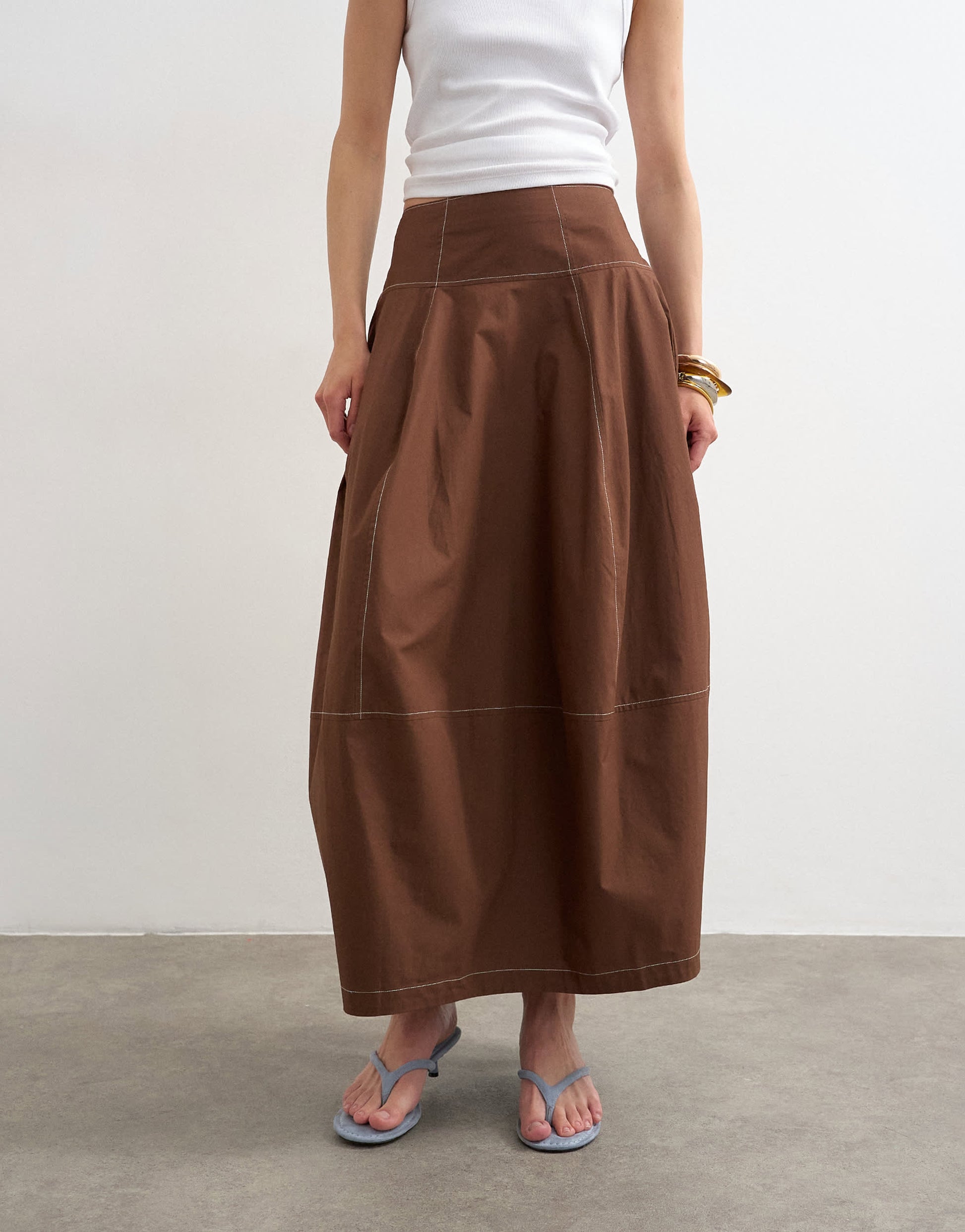 Topshop poplin barrel seamed maxi skirt in chocolate