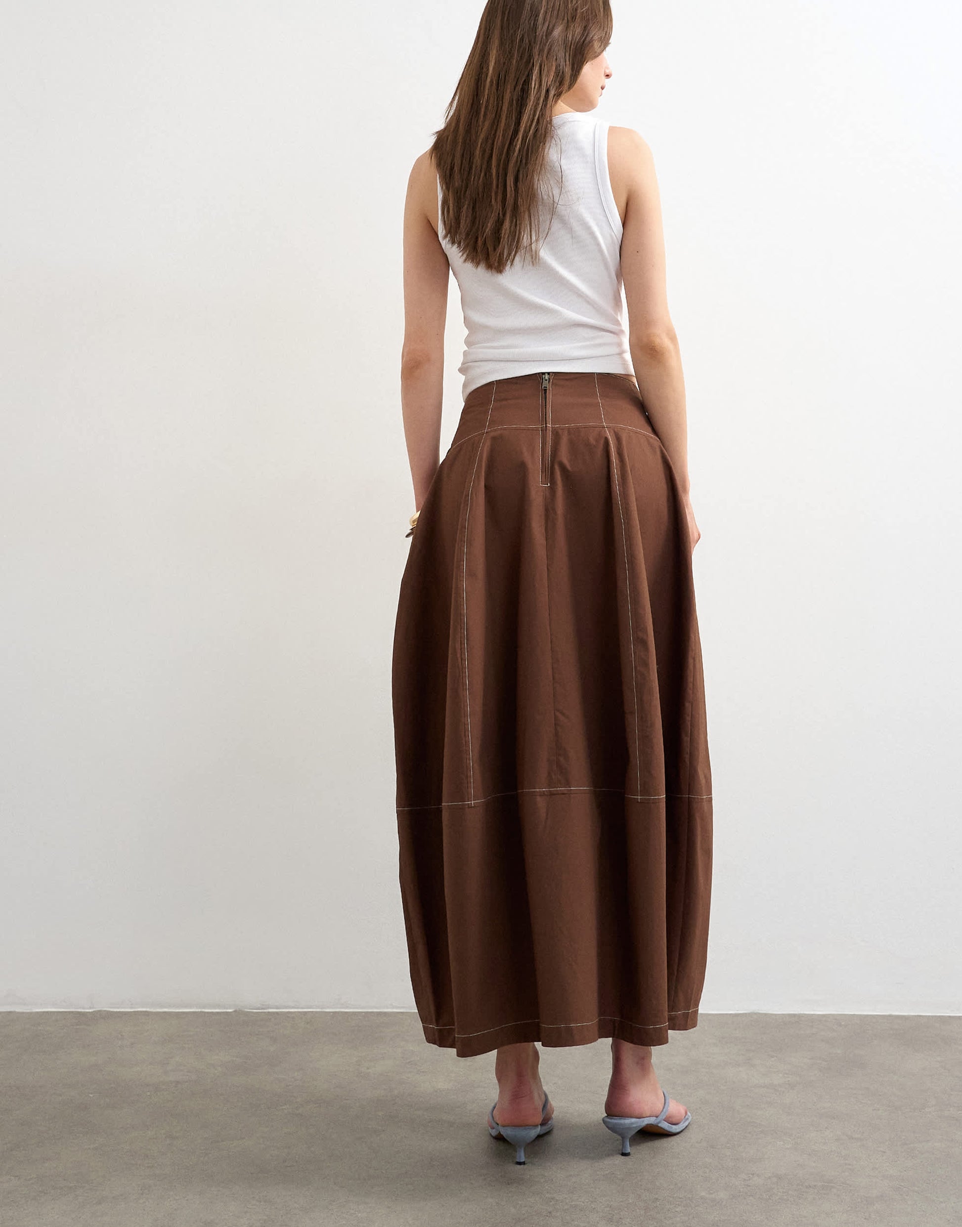 Topshop poplin barrel seamed maxi skirt in chocolate