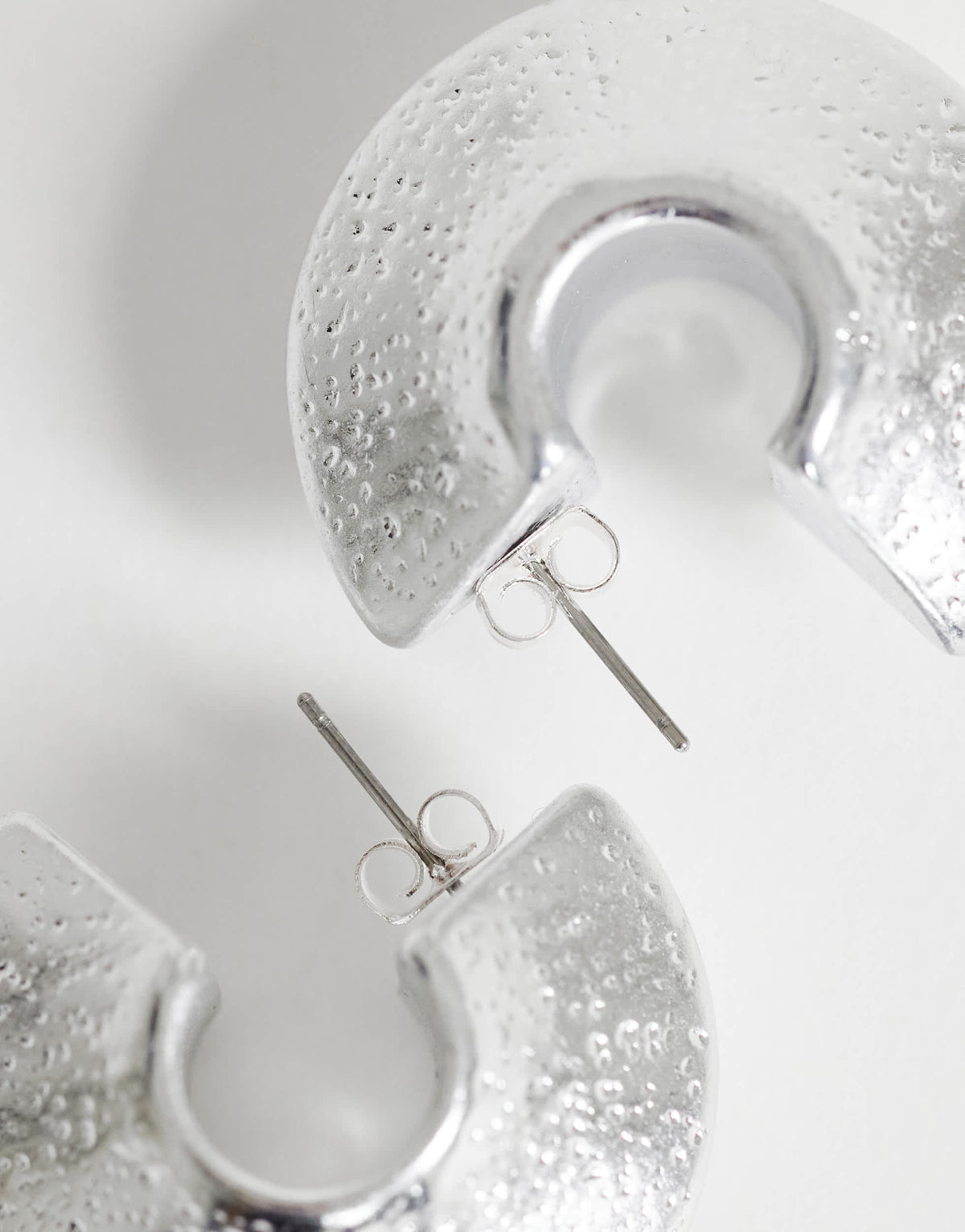 Topshop Cindy textured chunky hoop earring in silver tone