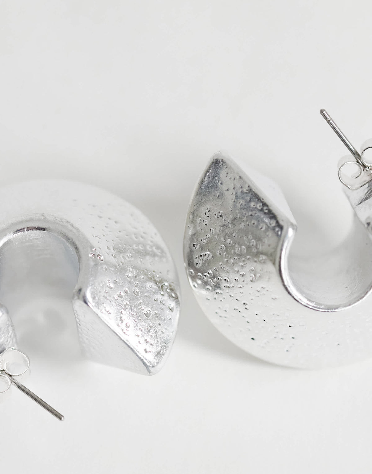 Topshop Cindy textured chunky hoop earring in silver tone