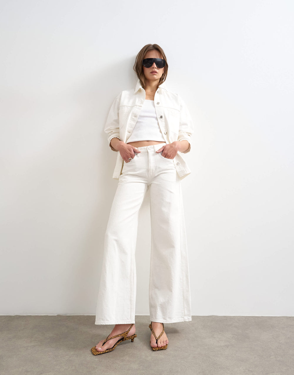 Topshop Horizon mid rise wide leg jean white
