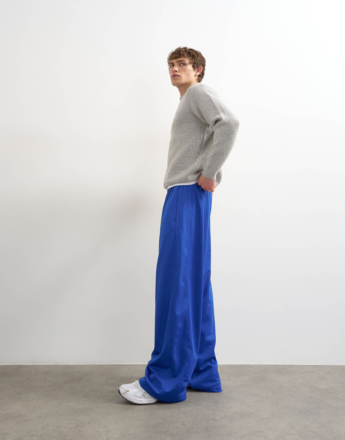 Topman baggy fit airtex jogger in cobalt