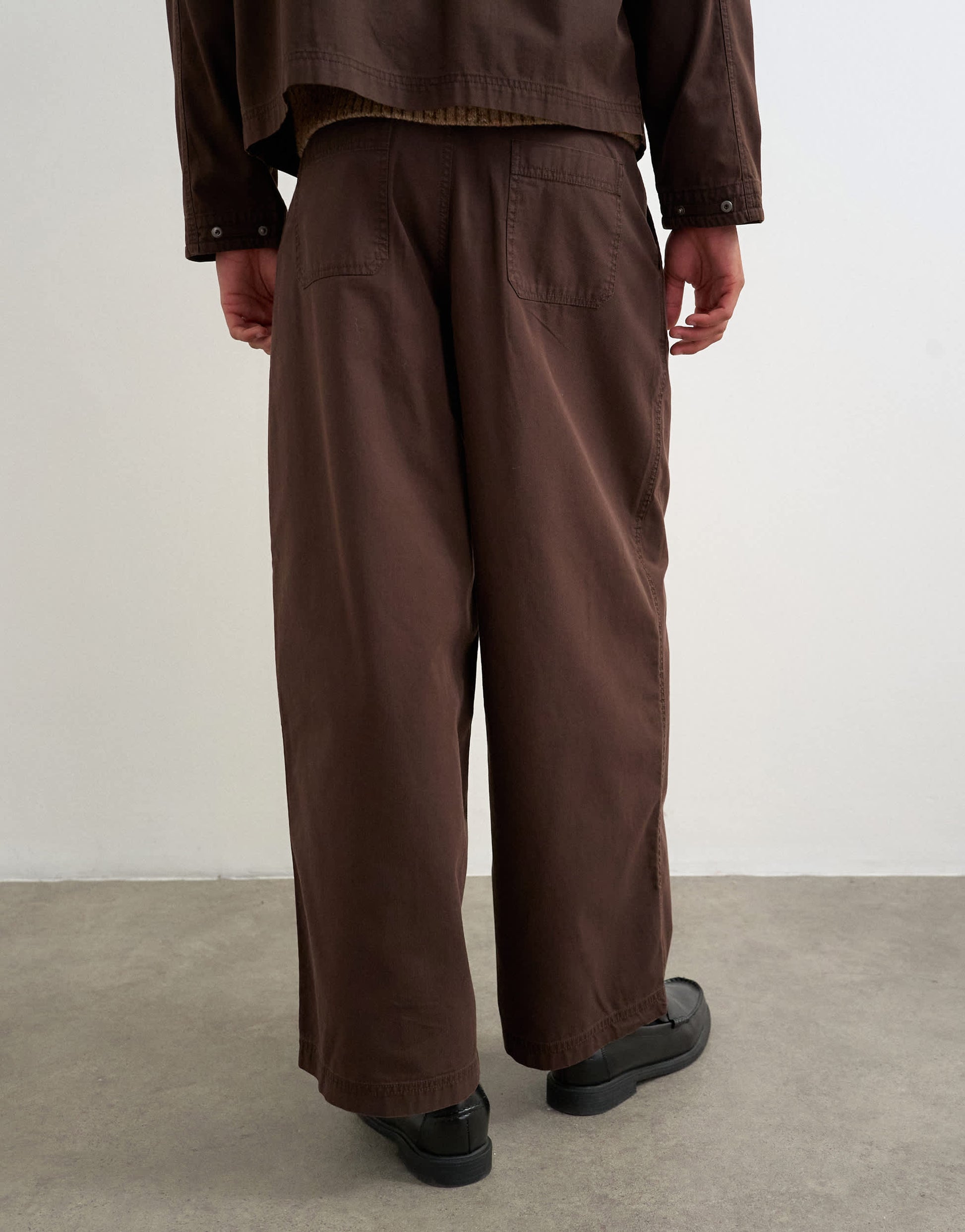 Topman balloon fit herringbone twill trouser in brown