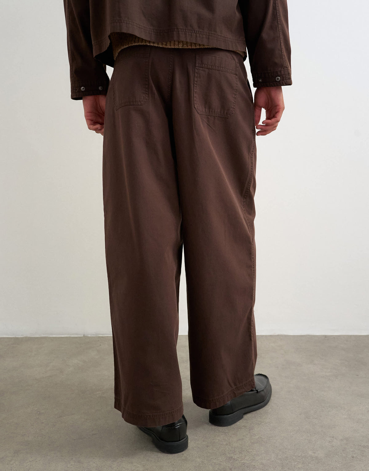 Topman balloon fit herringbone twill trouser in brown
