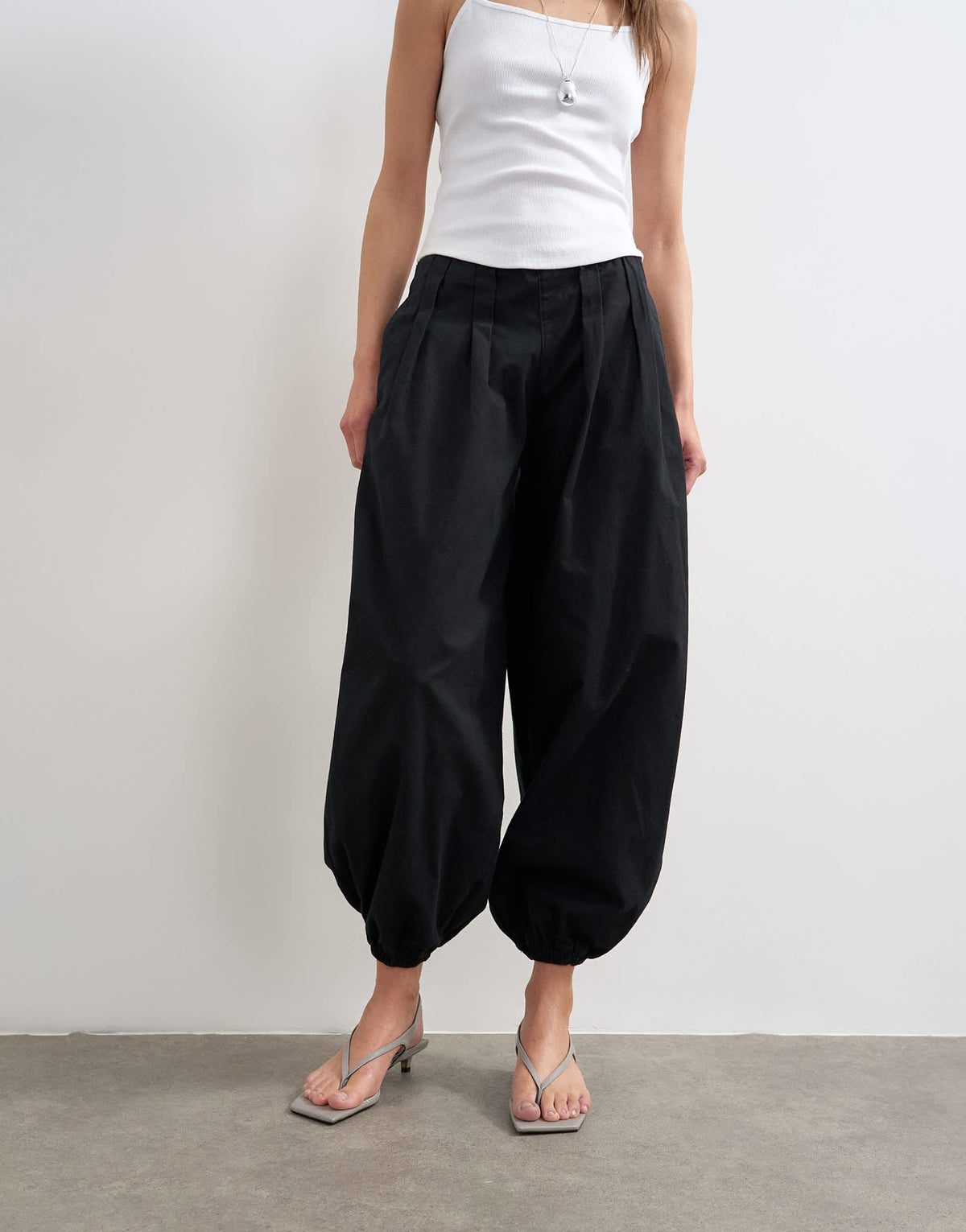 Topshop poplin balloon trouser in black