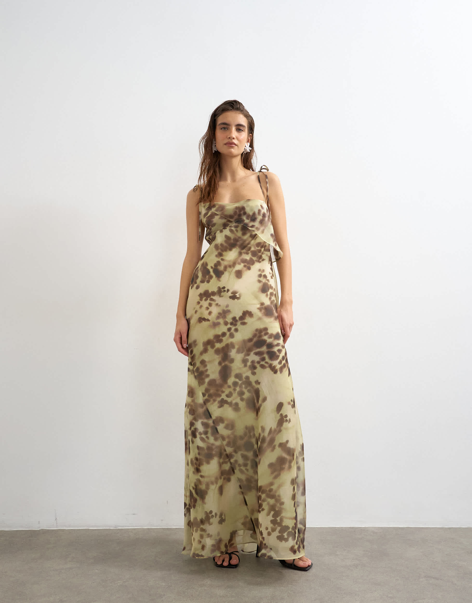 Topshop folded bust organza maxi dress in abstract blur print