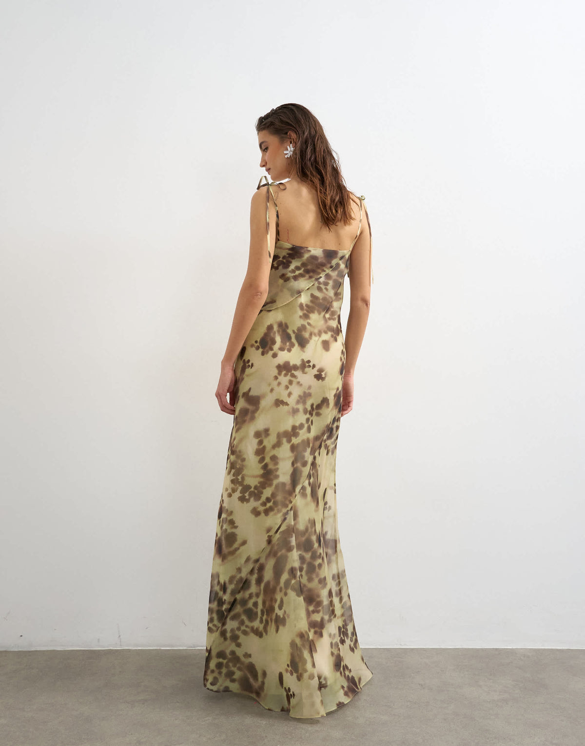 Topshop folded bust organza maxi dress in abstract blur print