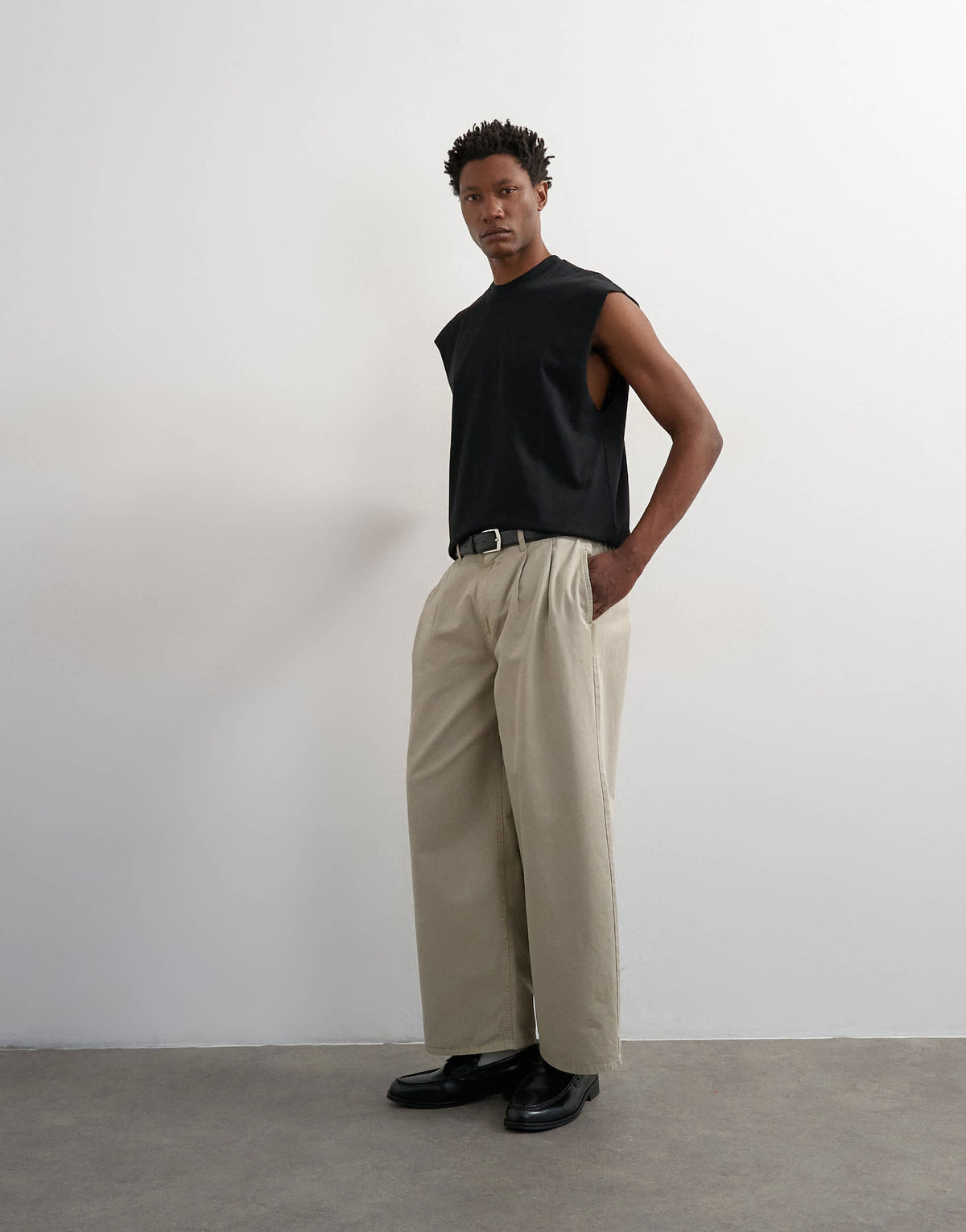 Topman relaxed fit sleeveless t-shirt in black