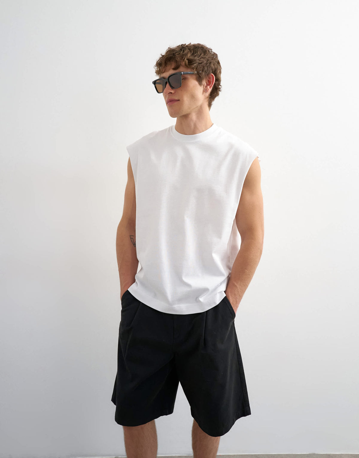 Topman relaxed fit sleeveless t-shirt in white