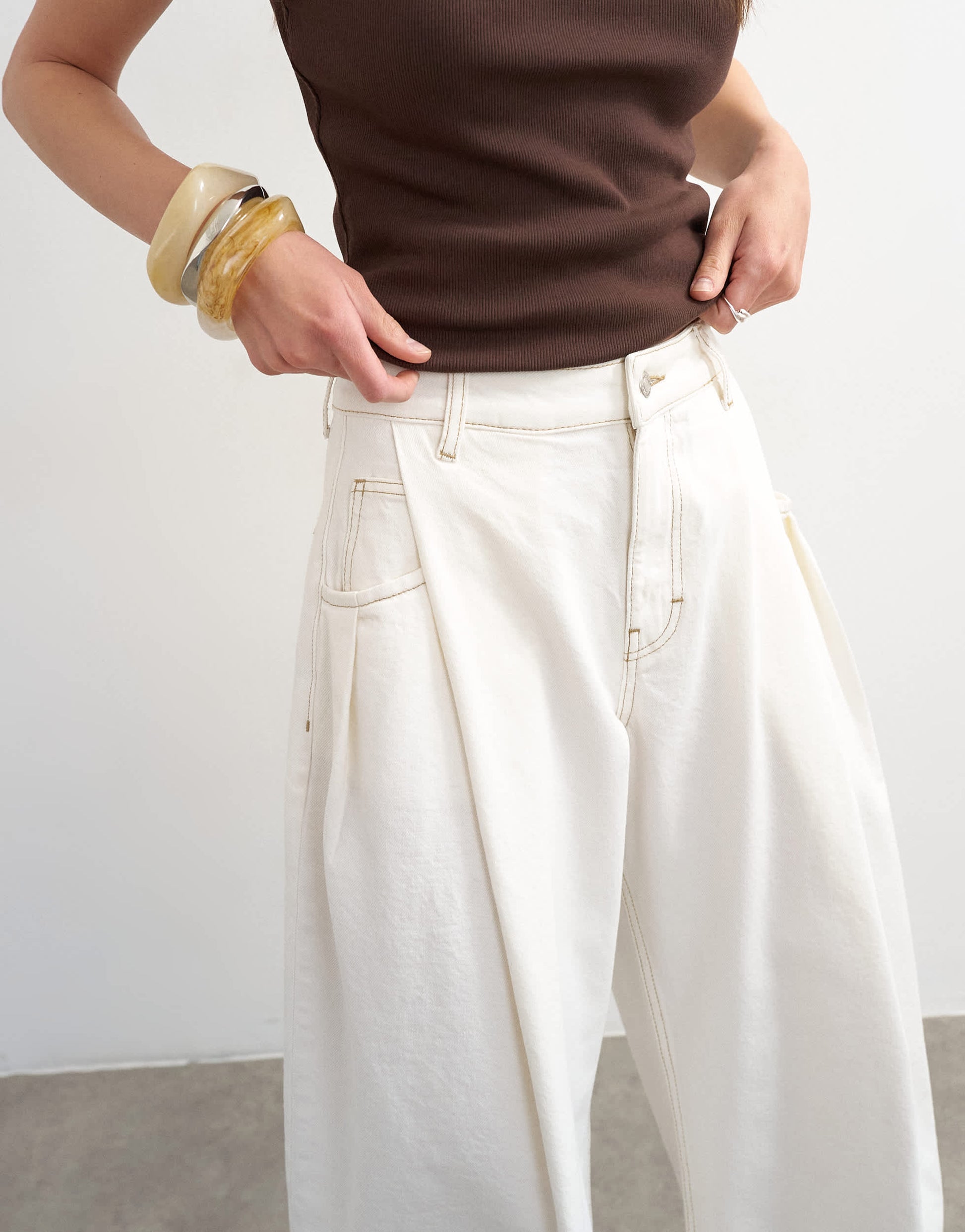 Topshop Cocoon mid rise barrel jean in bone