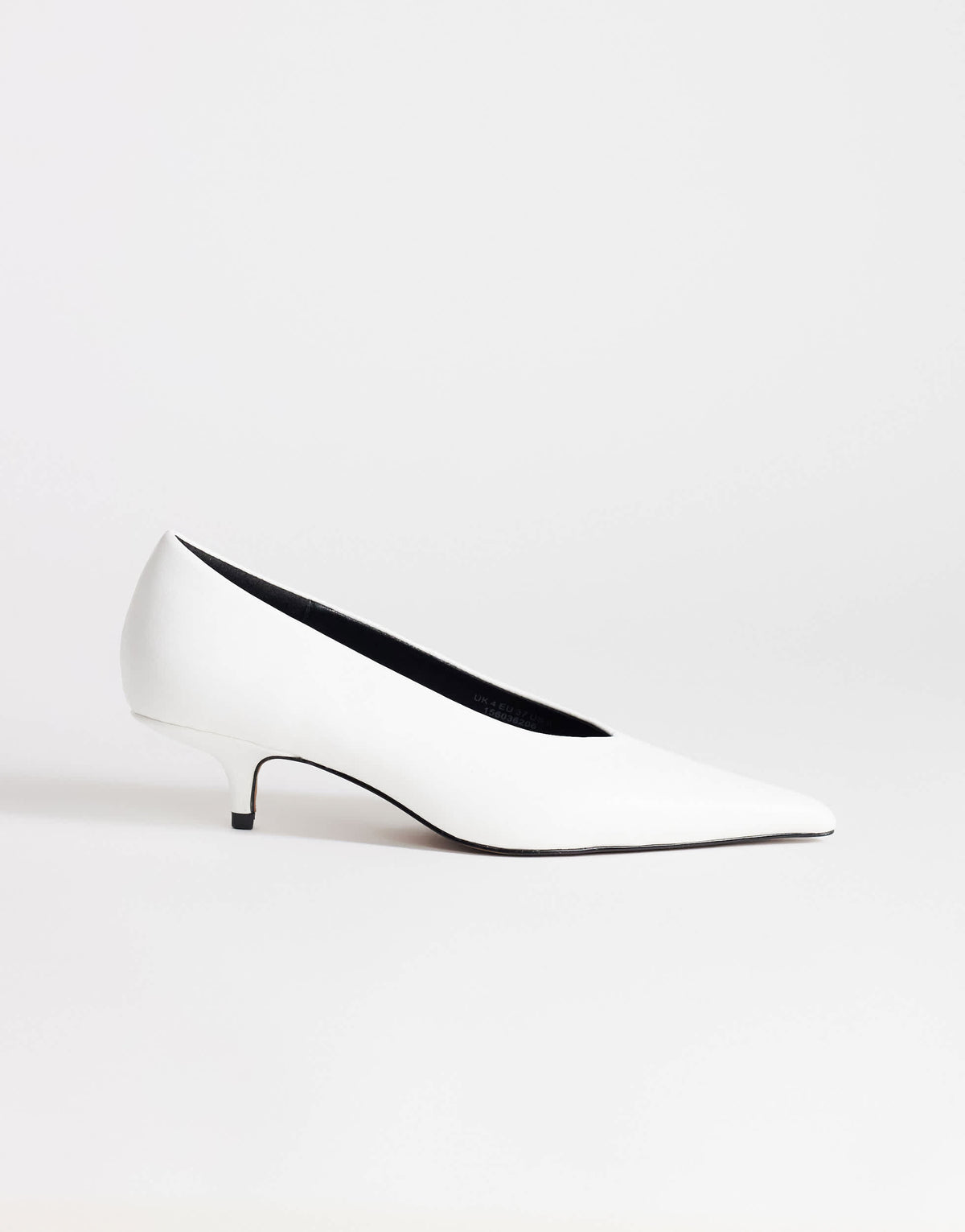 Topshop Avril kitten heel mid court shoe in white