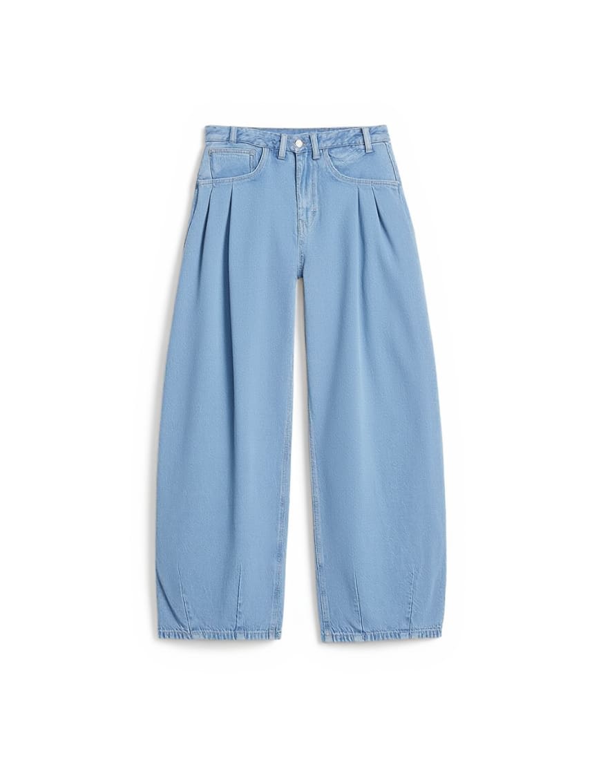 Topshop Cocoon mid rise barrel jean in bleach