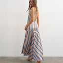 Robe longue Topshop en satin à coutures avec bords passepoilés à rayures naturelles et bleues