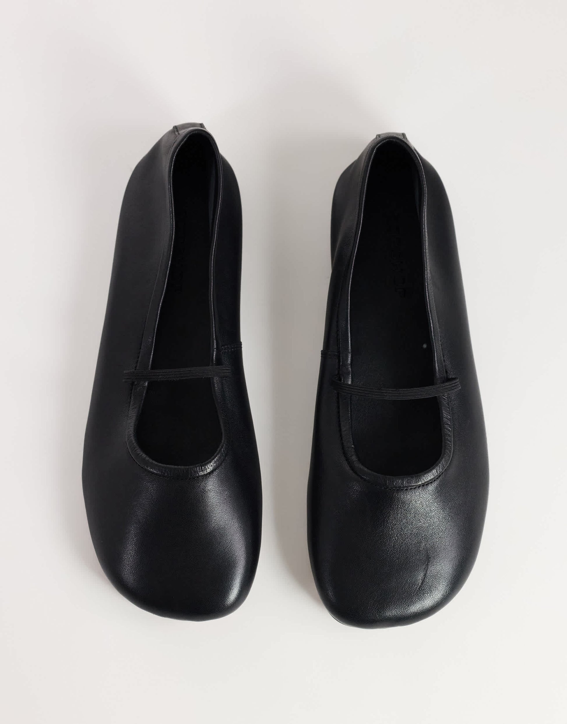 Topshop Bella leather round toe ballet flat in black