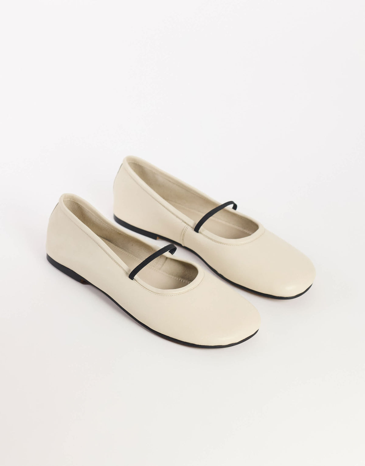 Topshop Bella leather round toe ballet flat in off white
