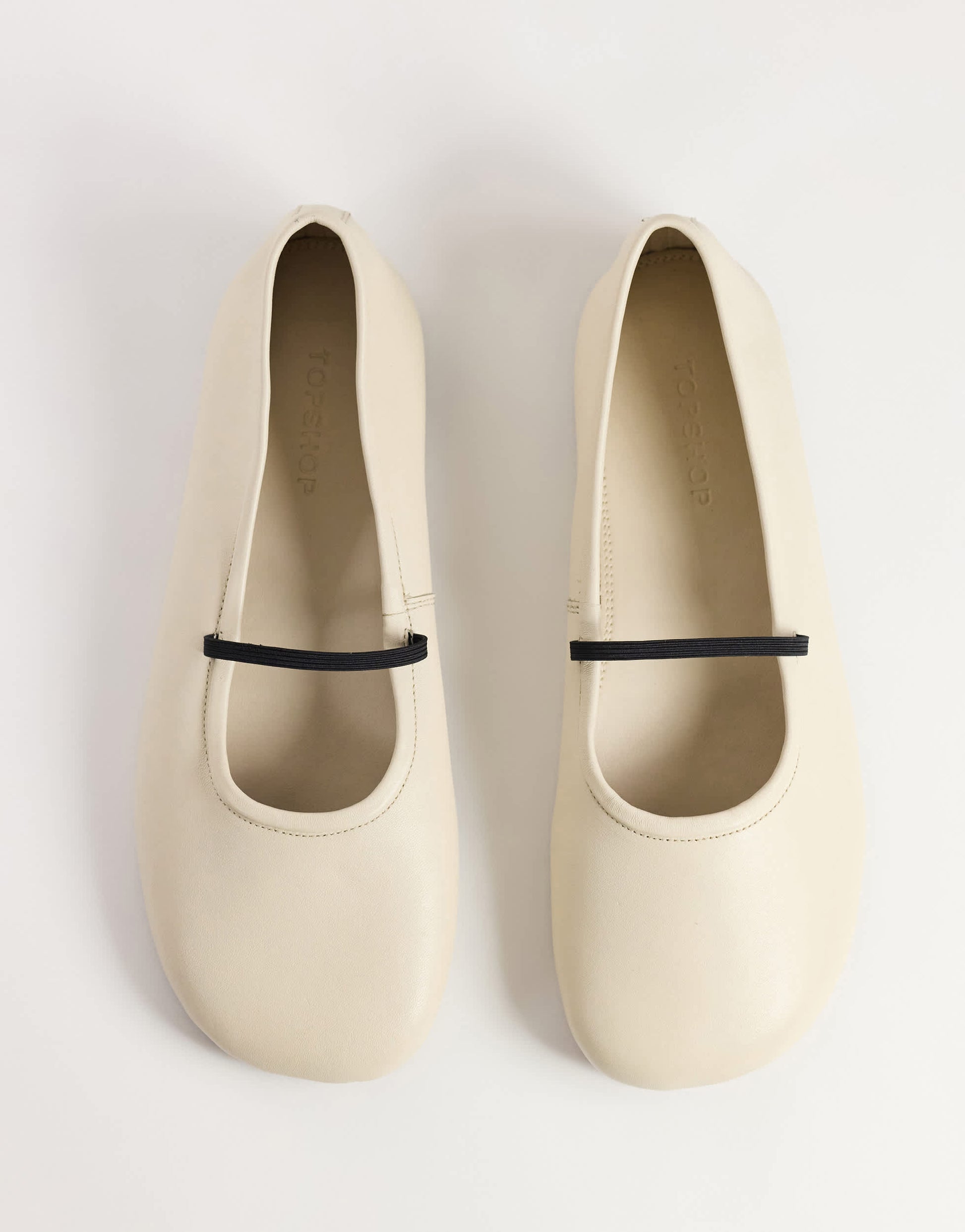 Topshop Bella leather round toe ballet flat in off white