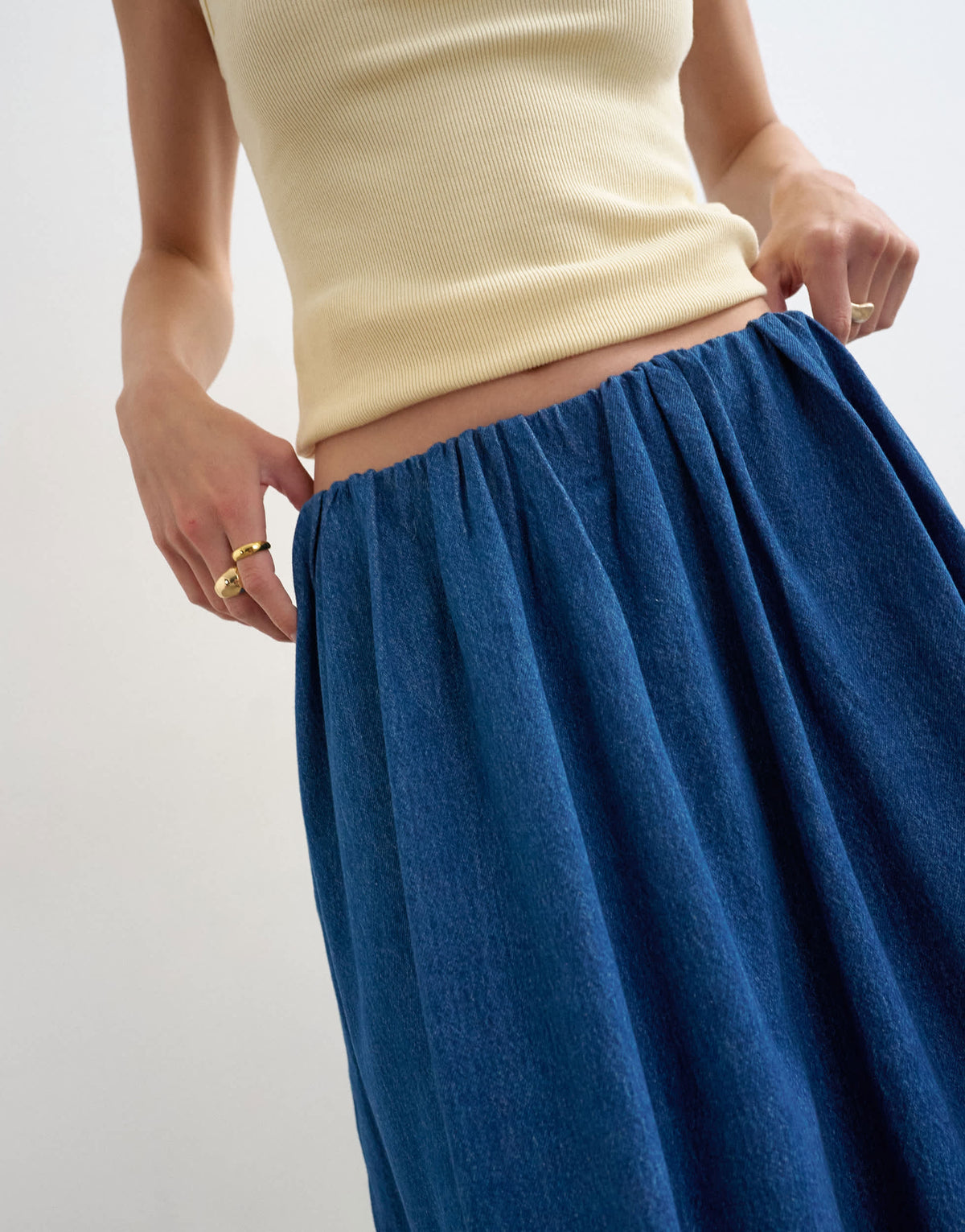 Topshop denim pull on circle skirt in mid blue