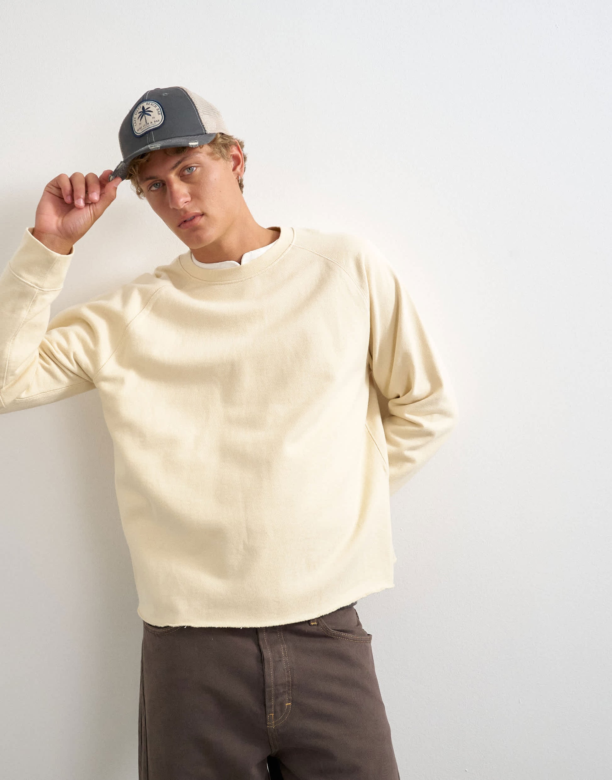 Topman classic fit crop raglan sweatshirt with raw hem in ecru