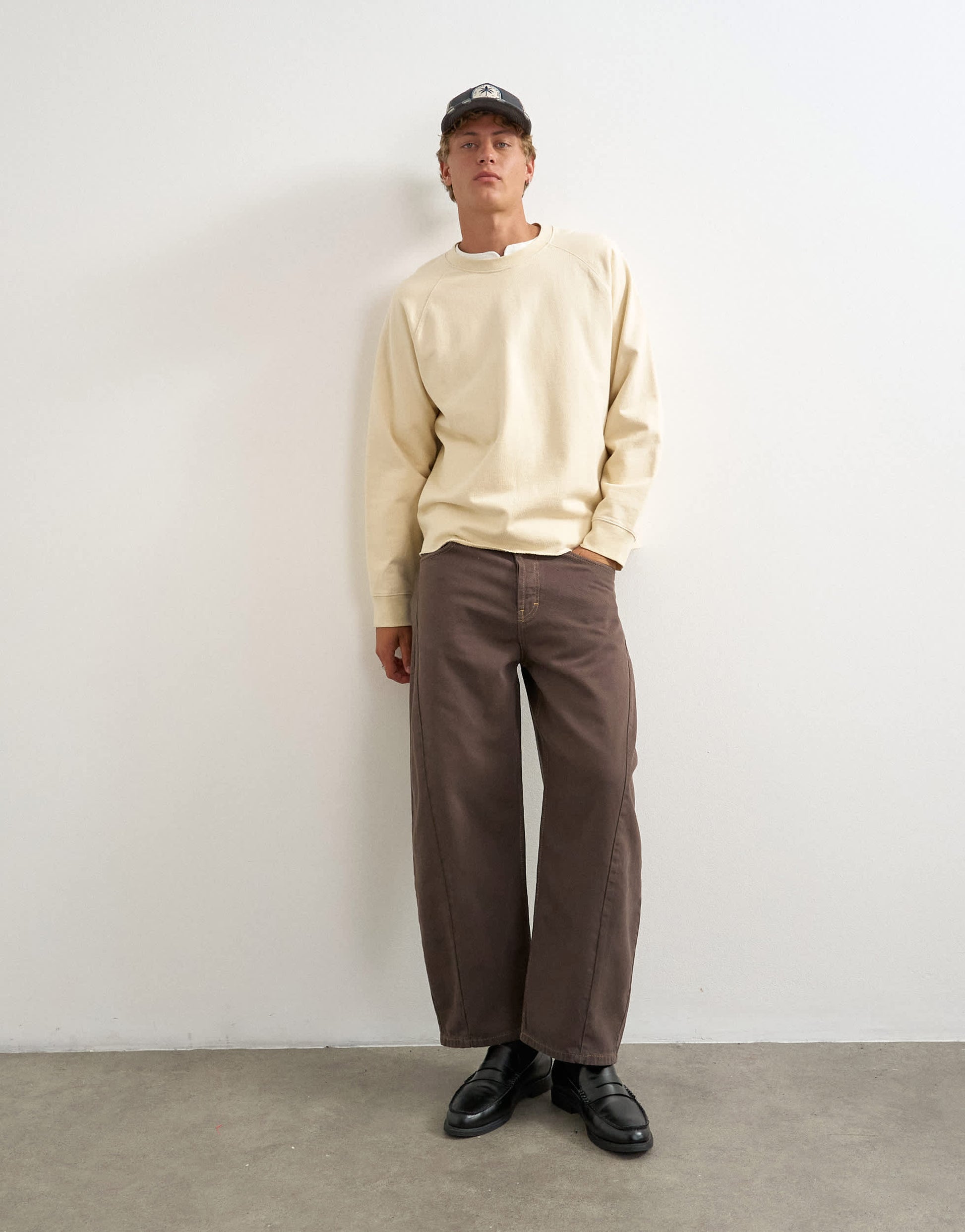 Topman classic fit crop raglan sweatshirt with raw hem in ecru