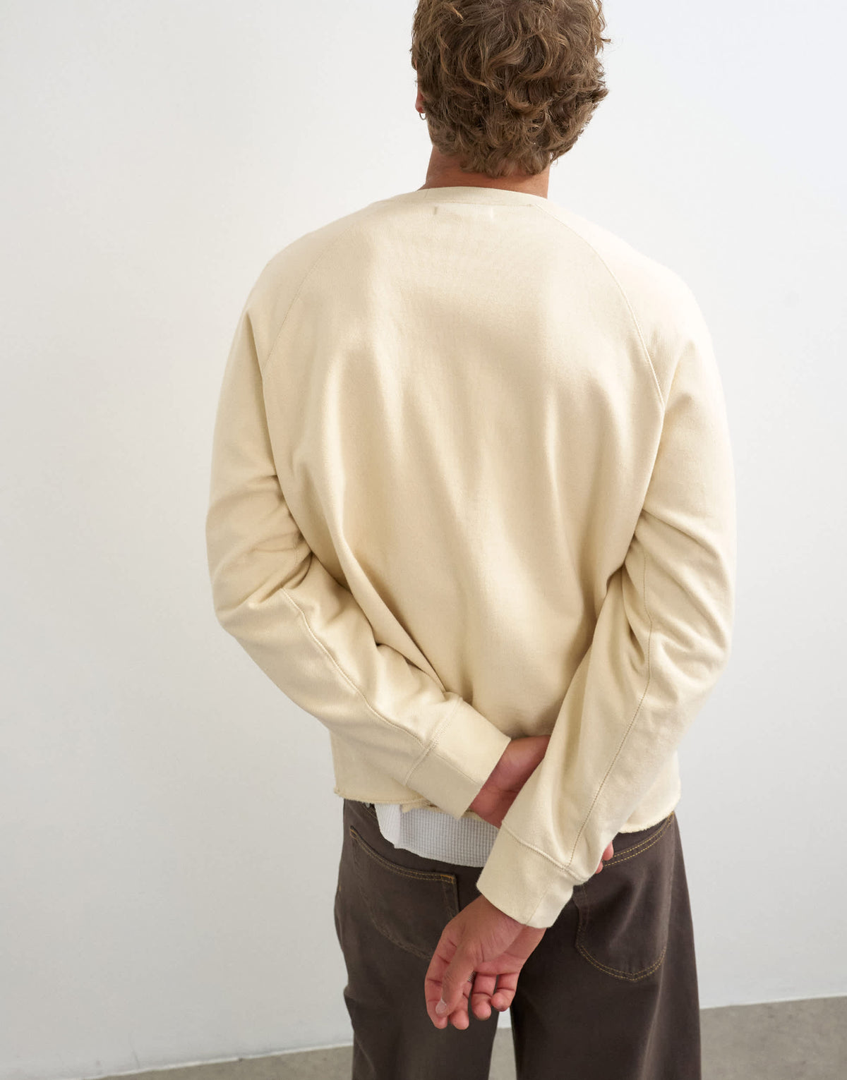 Topman classic fit crop raglan sweatshirt with raw hem in ecru