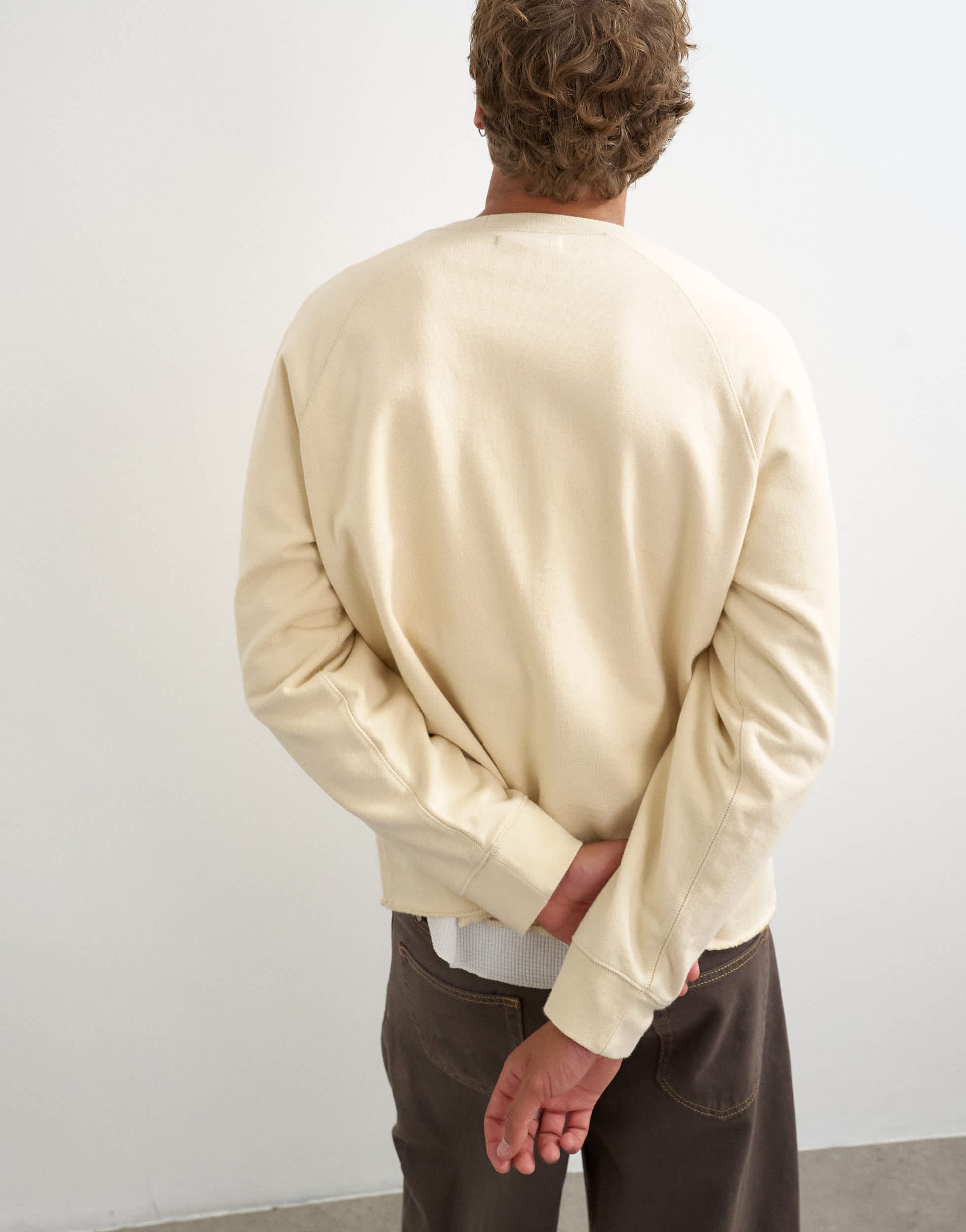 Topman classic fit crop raglan sweatshirt with raw hem in ecru