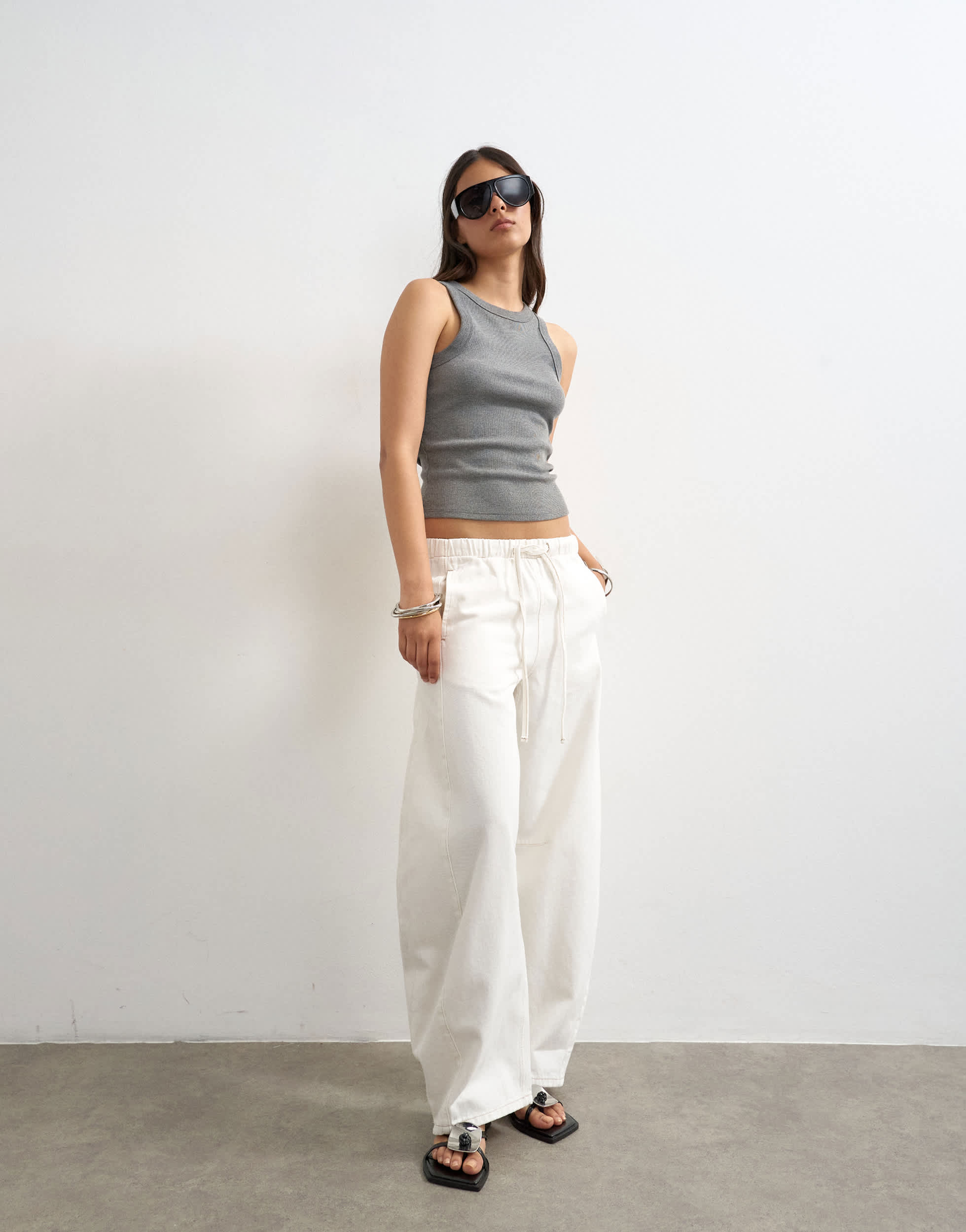 Topshop pull on barrel jean in bone