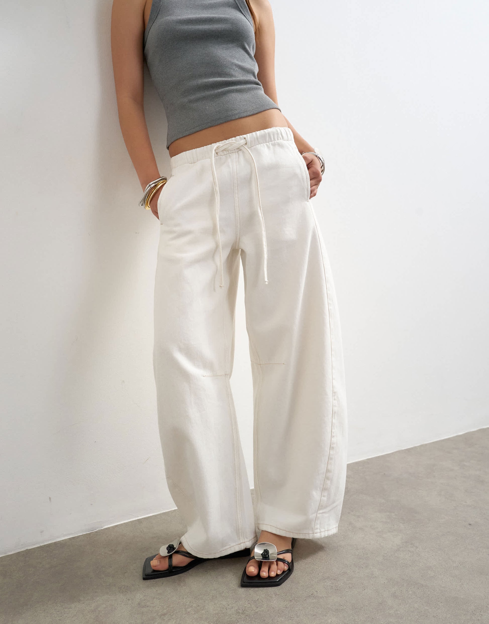 Topshop pull on barrel jean in bone
