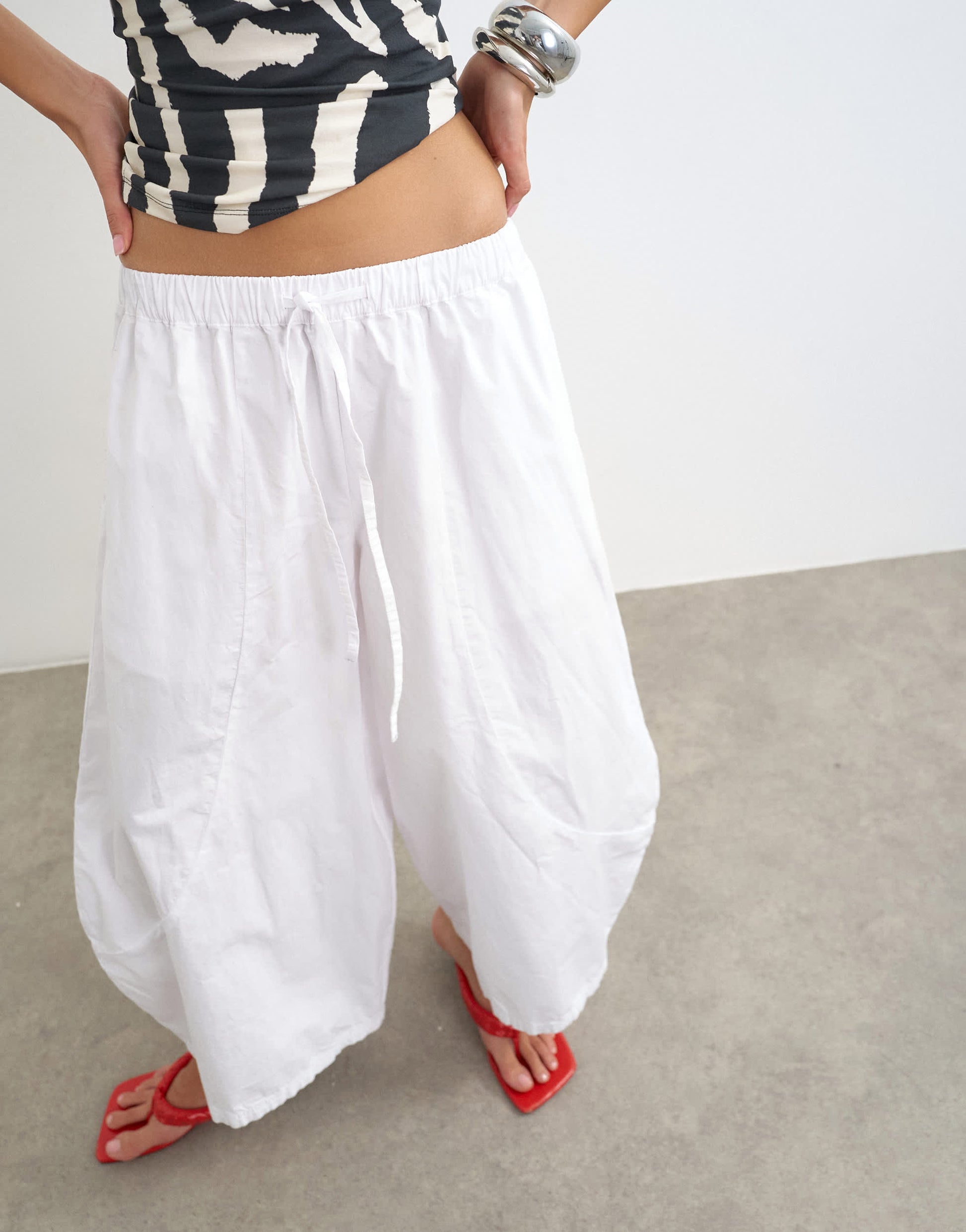 Topshop techy horseshoe trouser in white