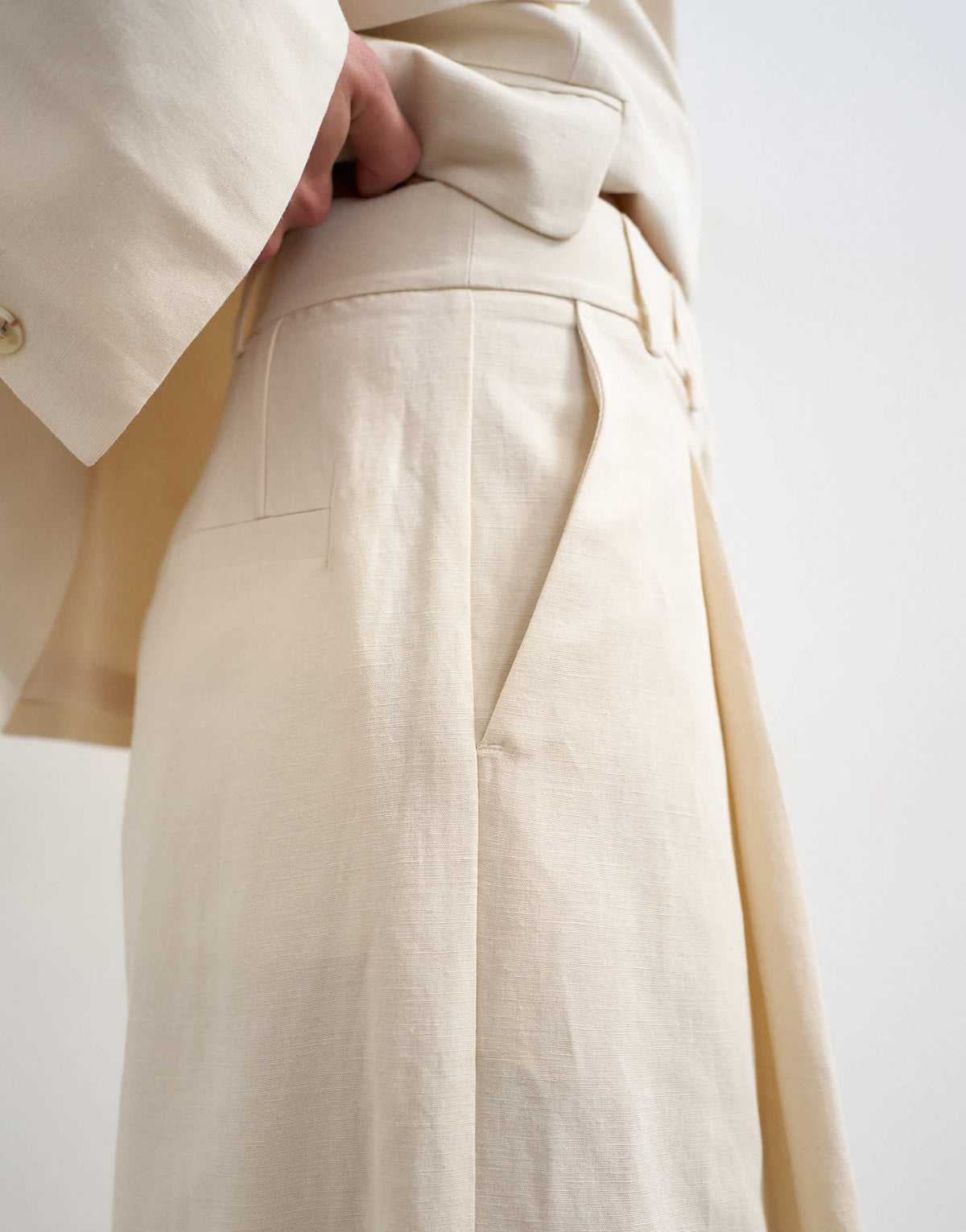 Topshop low slung culotte in ecru